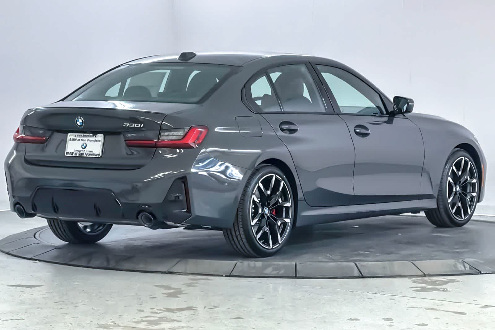 Thumbnail: 2026 BMW 3 Series - 2