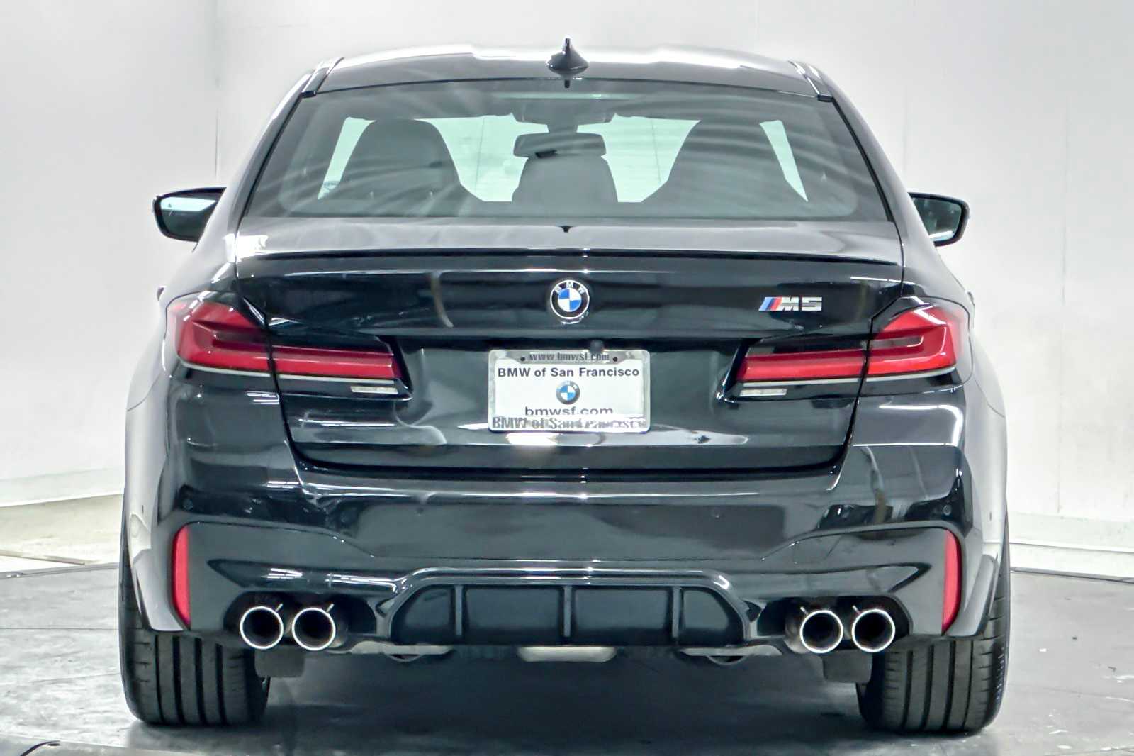 Thumbnail: 2023 BMW M5 - 7