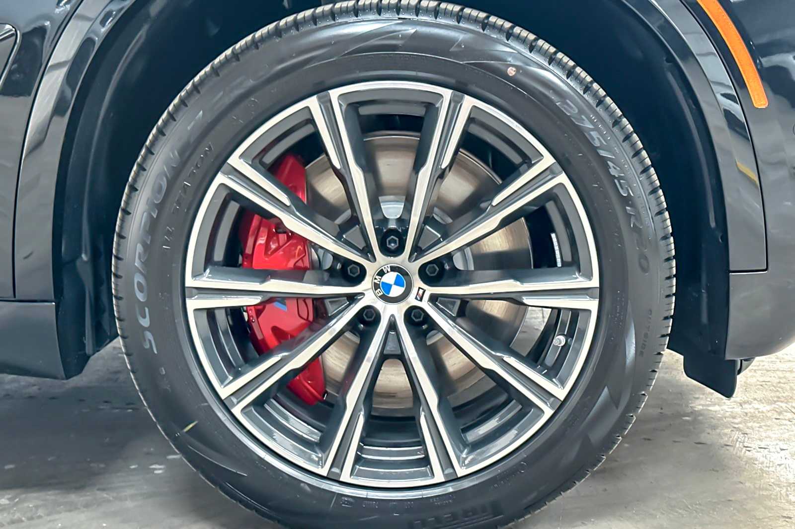 Thumbnail: 2026 BMW X5 - 25