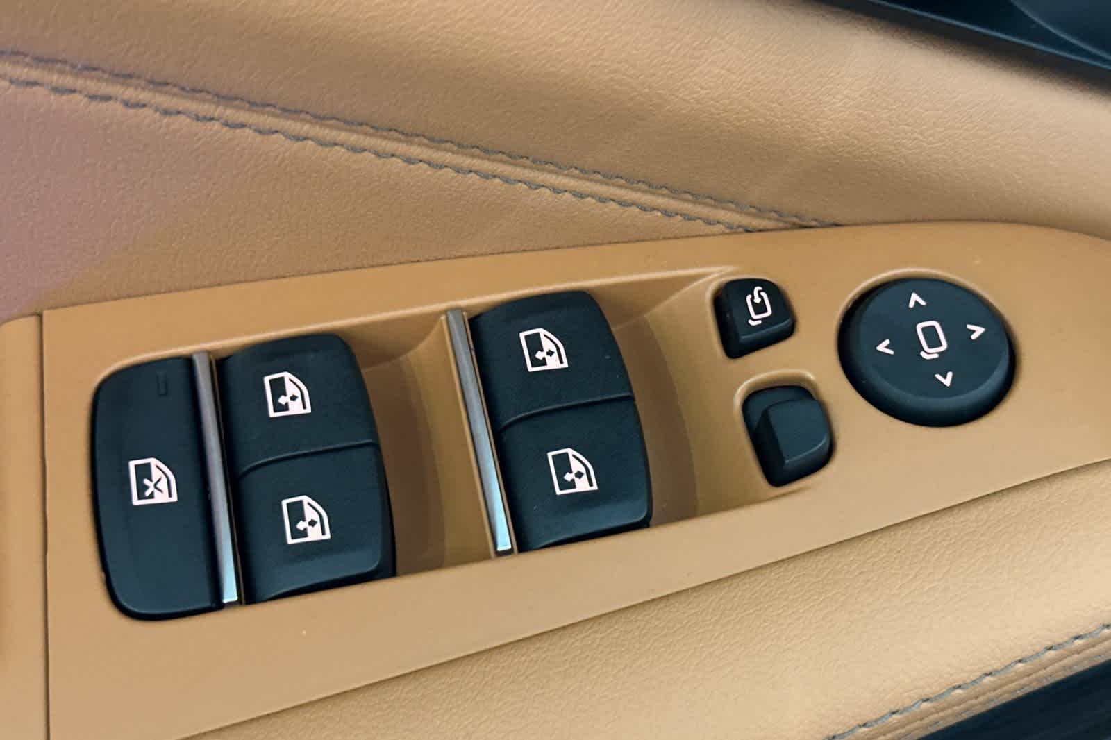 Thumbnail: 2026 BMW X5 - 13