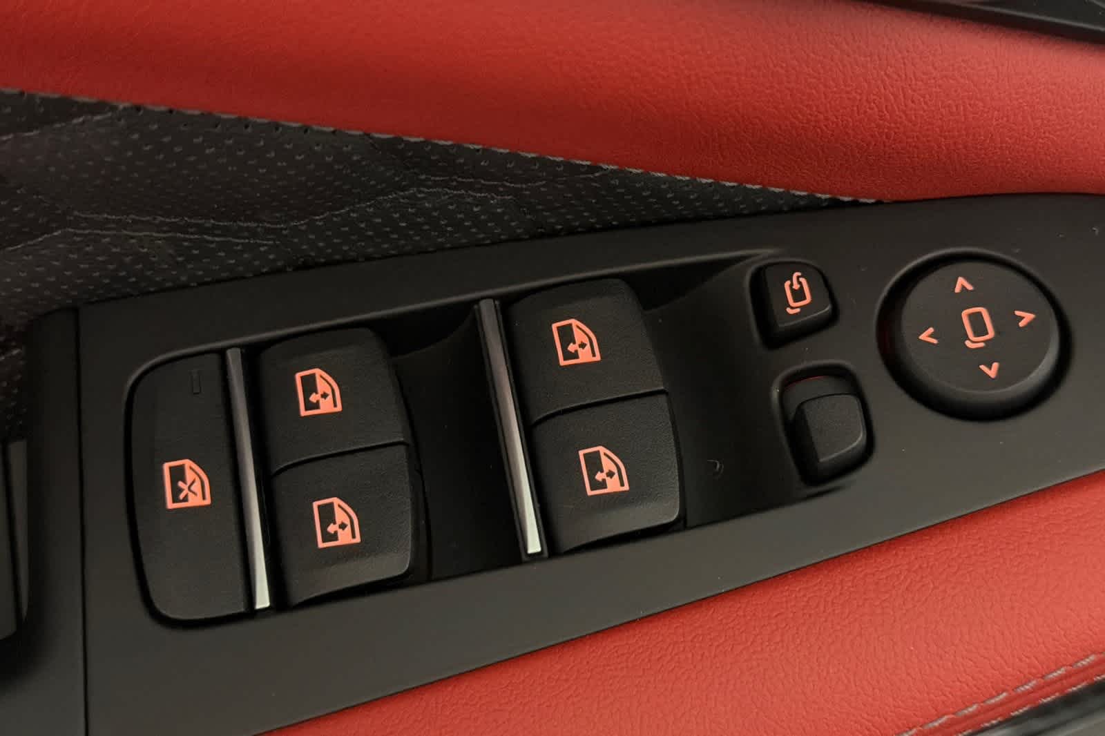 Thumbnail: 2026 BMW X5 - 13