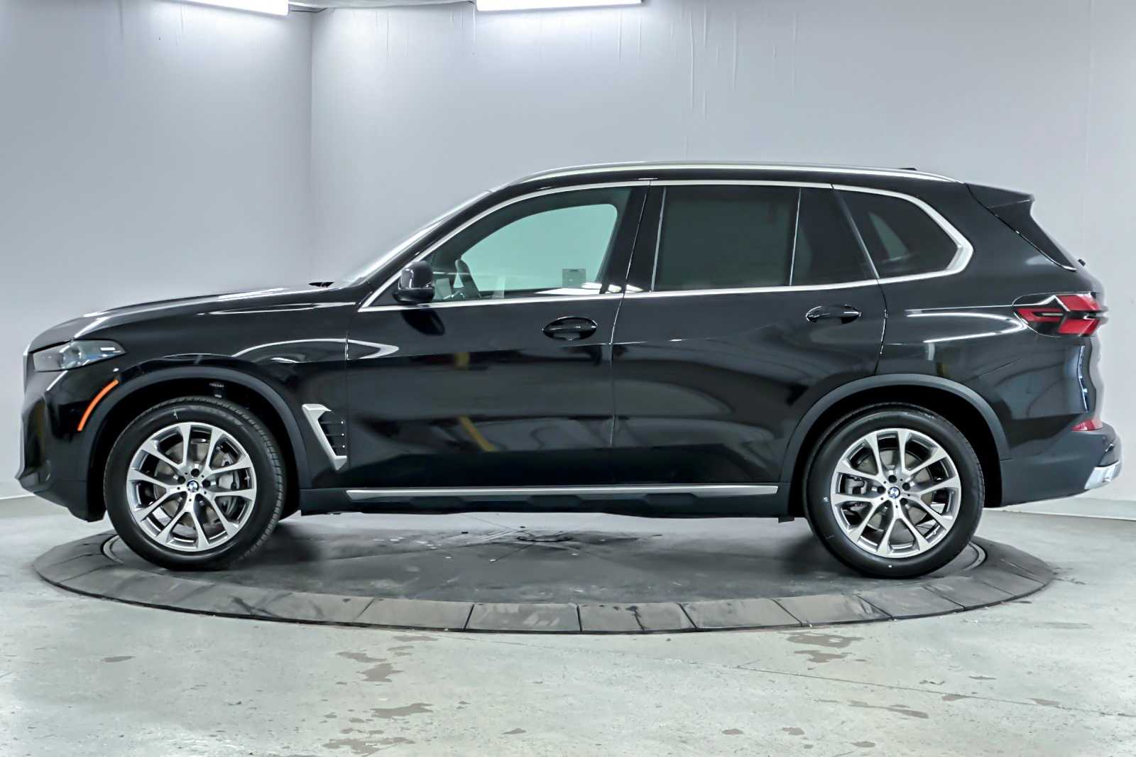Thumbnail: 2026 BMW X5 - 5