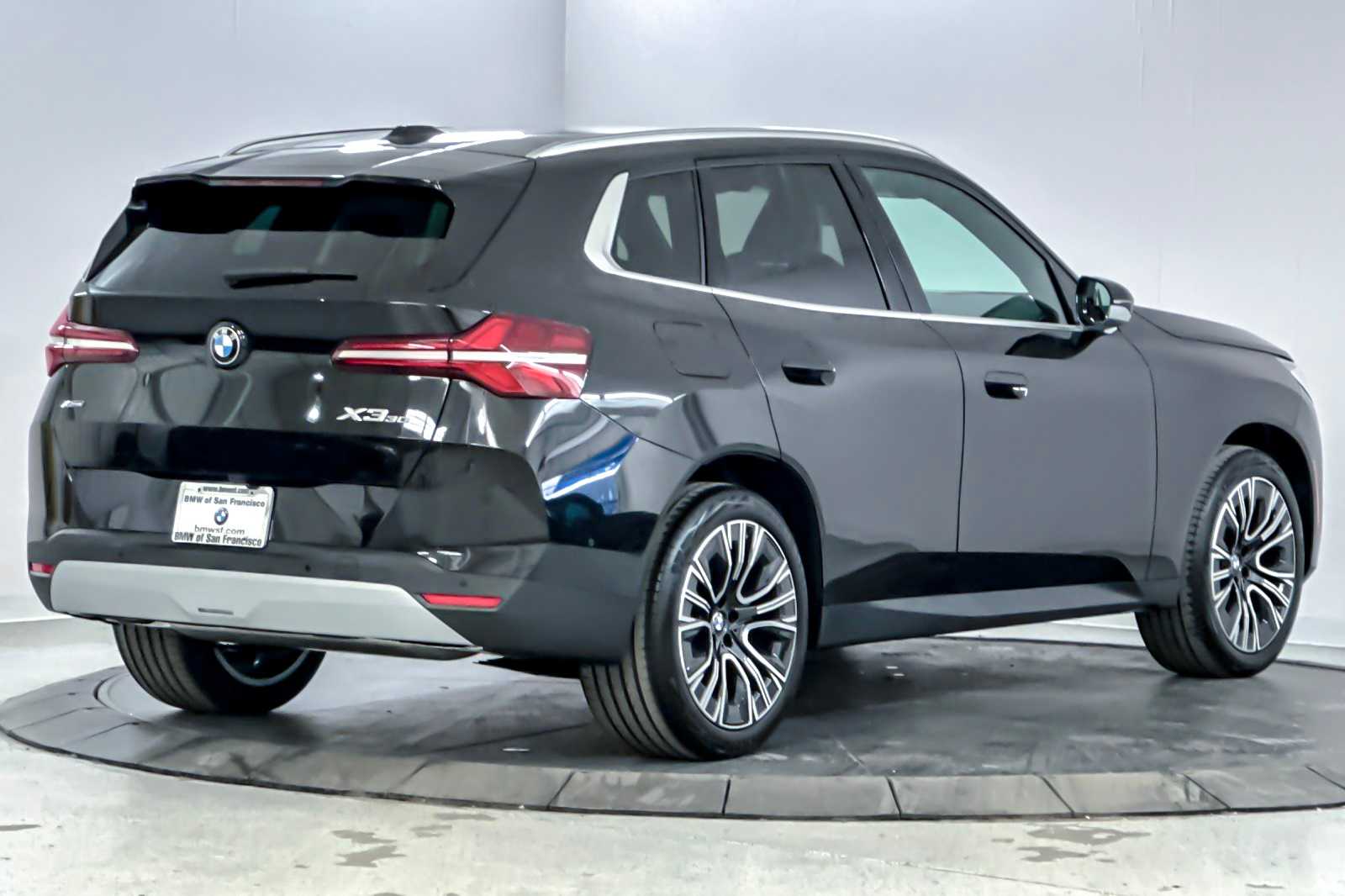 Thumbnail: 2026 BMW X3 - 2