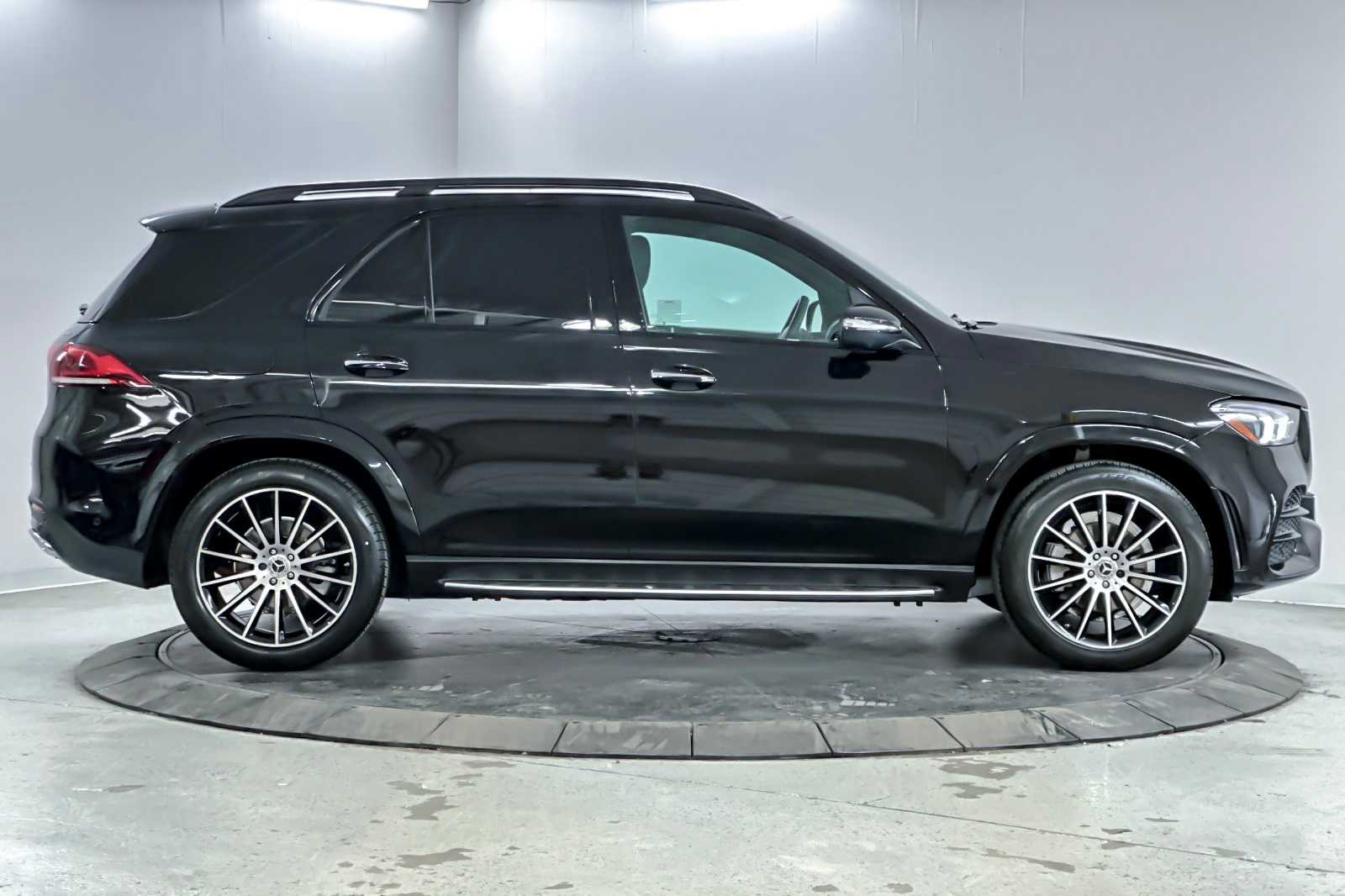 Thumbnail: 2022 Mercedes-Benz GLE - 8