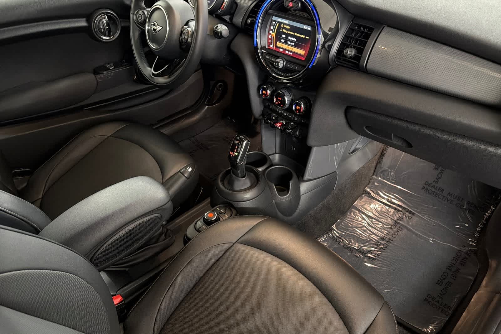 Thumbnail: 2020 MINI Cooper Hardtop - 16