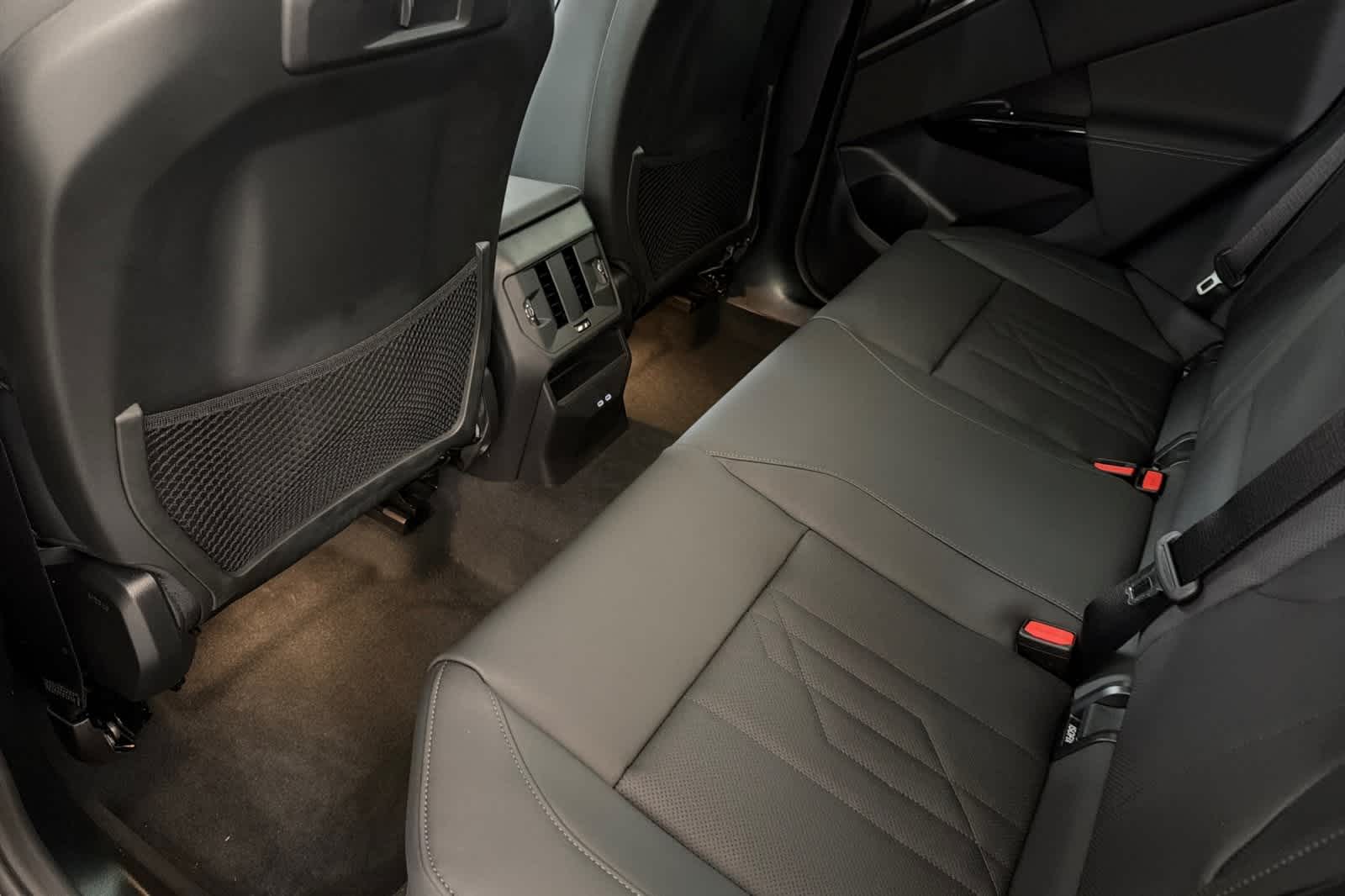 Thumbnail: 2026 BMW X3 - 4