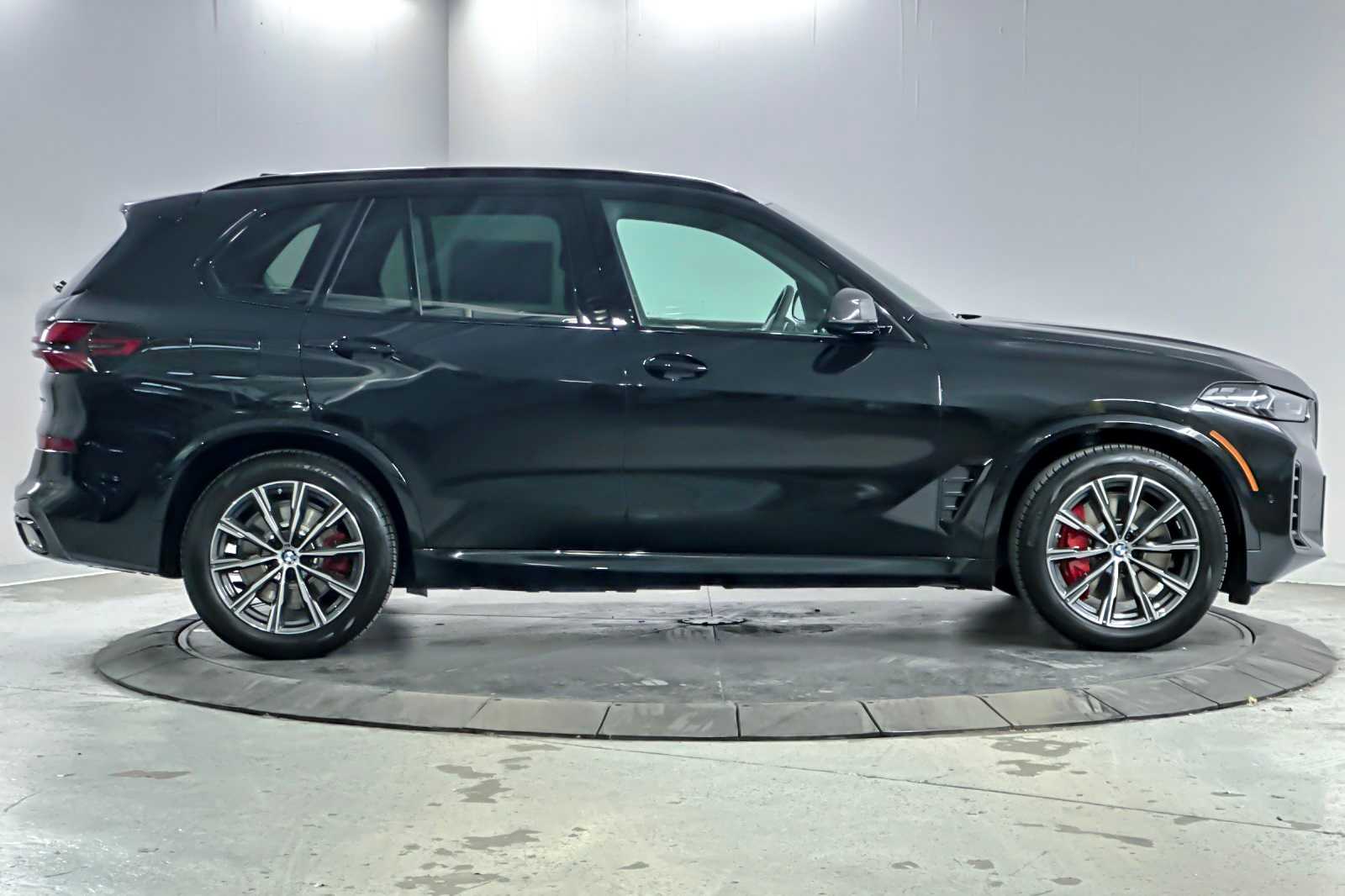 Thumbnail: 2026 BMW X5 - 8