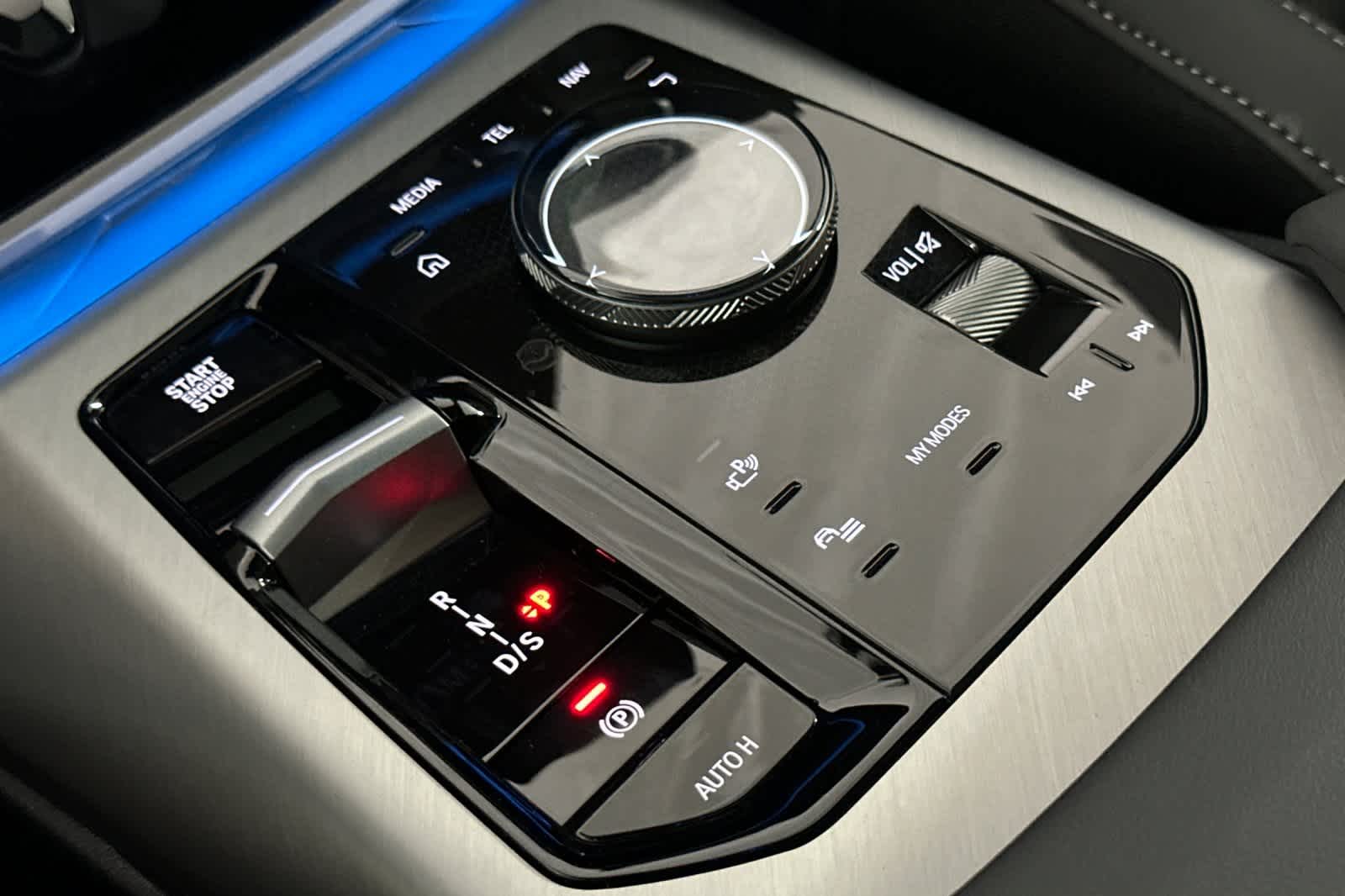 Thumbnail: 2026 BMW X3 - 22