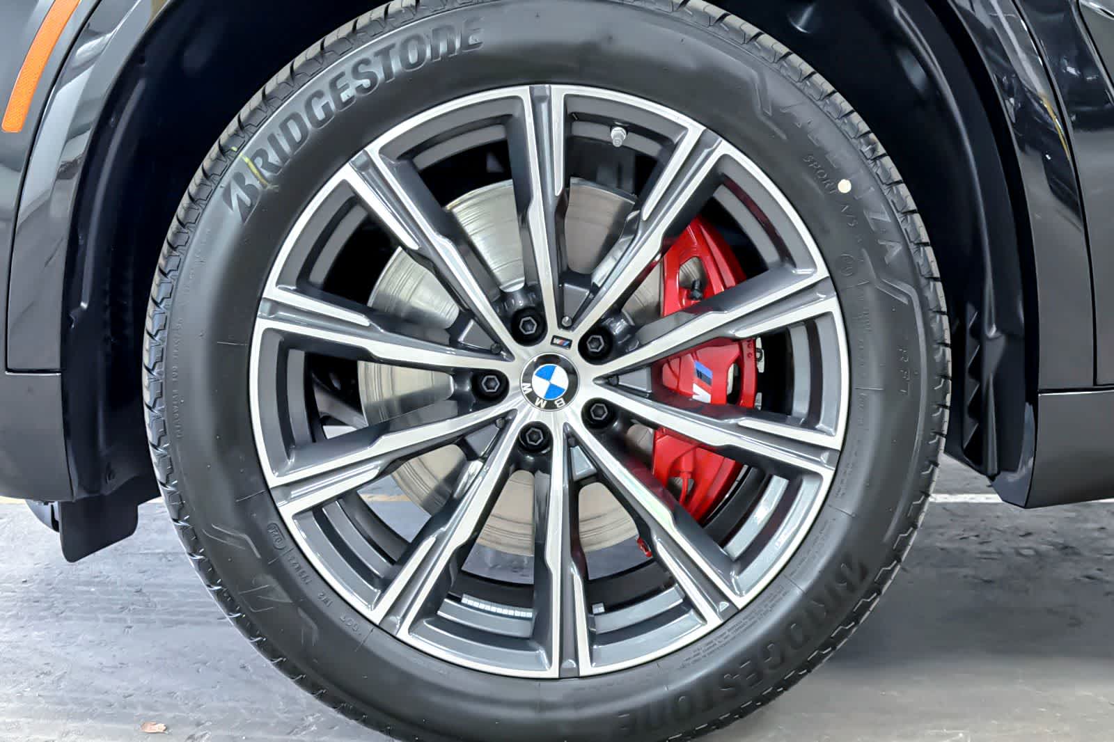 Thumbnail: 2026 BMW X5 - 25