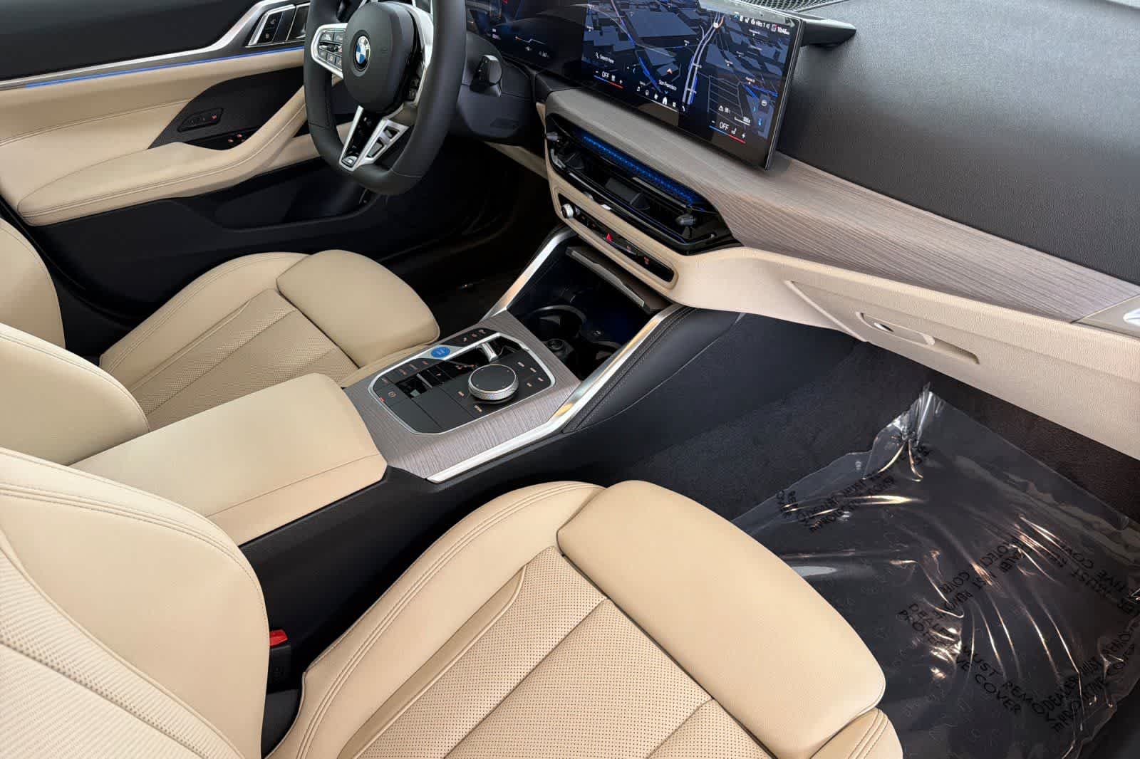 Thumbnail: 2026 BMW i4 - 15