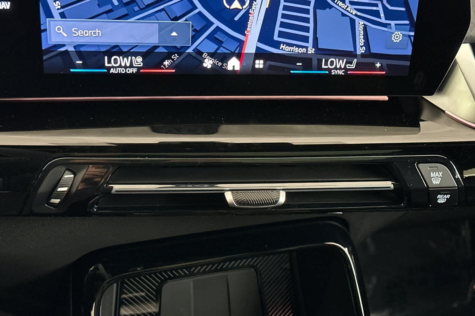Thumbnail: 2025 BMW X2 - 21
