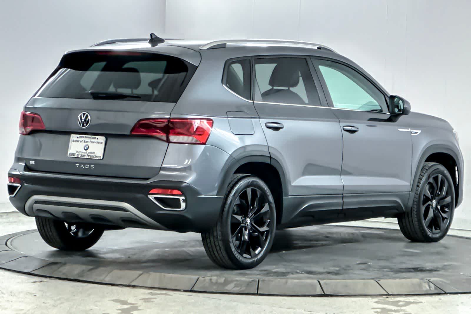 Thumbnail: 2022 Volkswagen Taos - 2