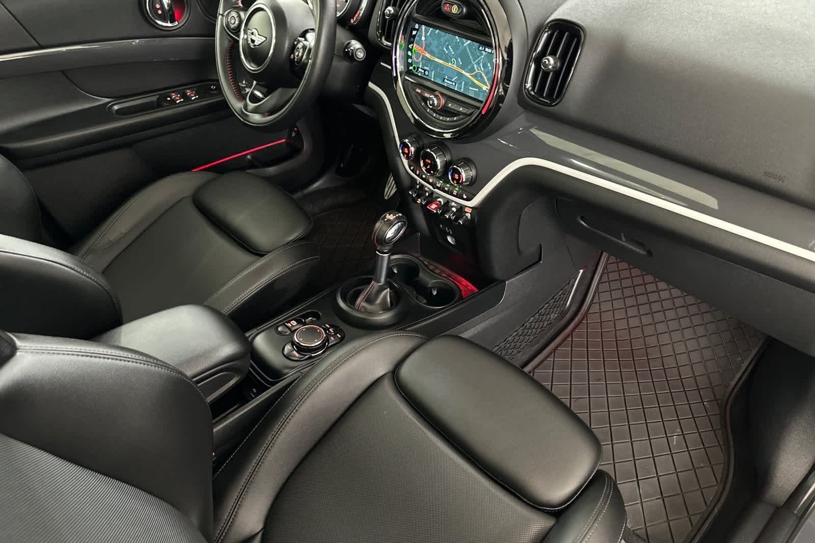 Thumbnail: 2018 MINI Cooper Countryman - 16