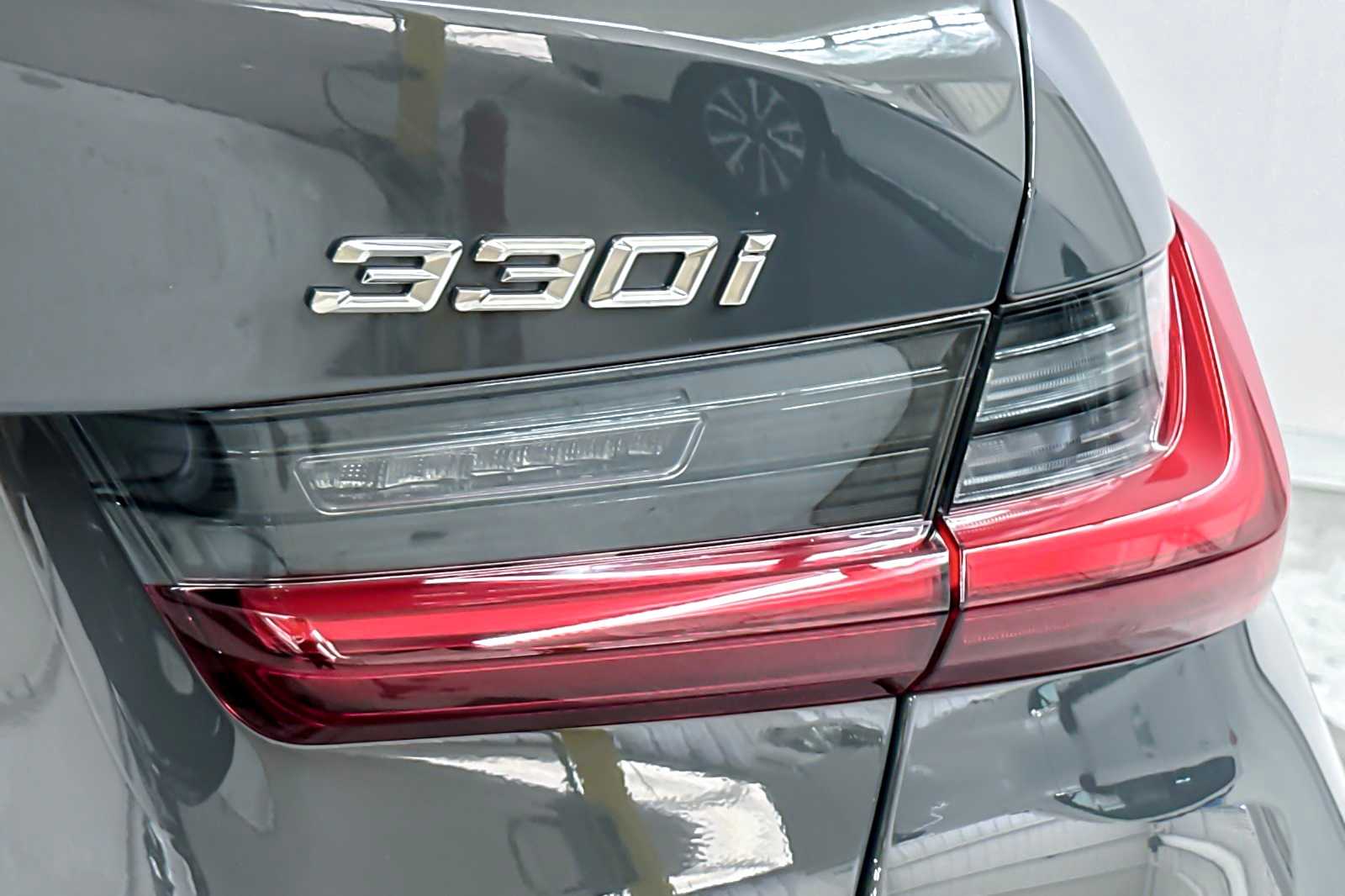 Thumbnail: 2026 BMW 3 Series - 25