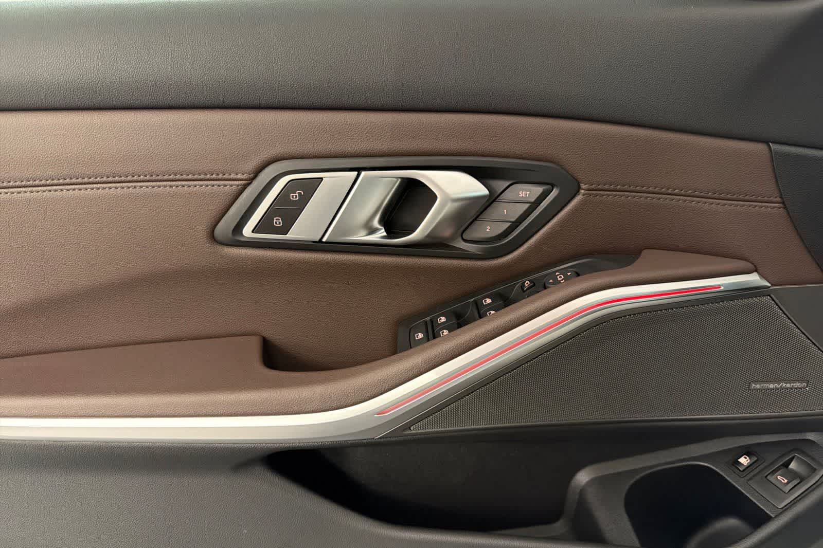 Thumbnail: 2023 BMW 3 Series - 12