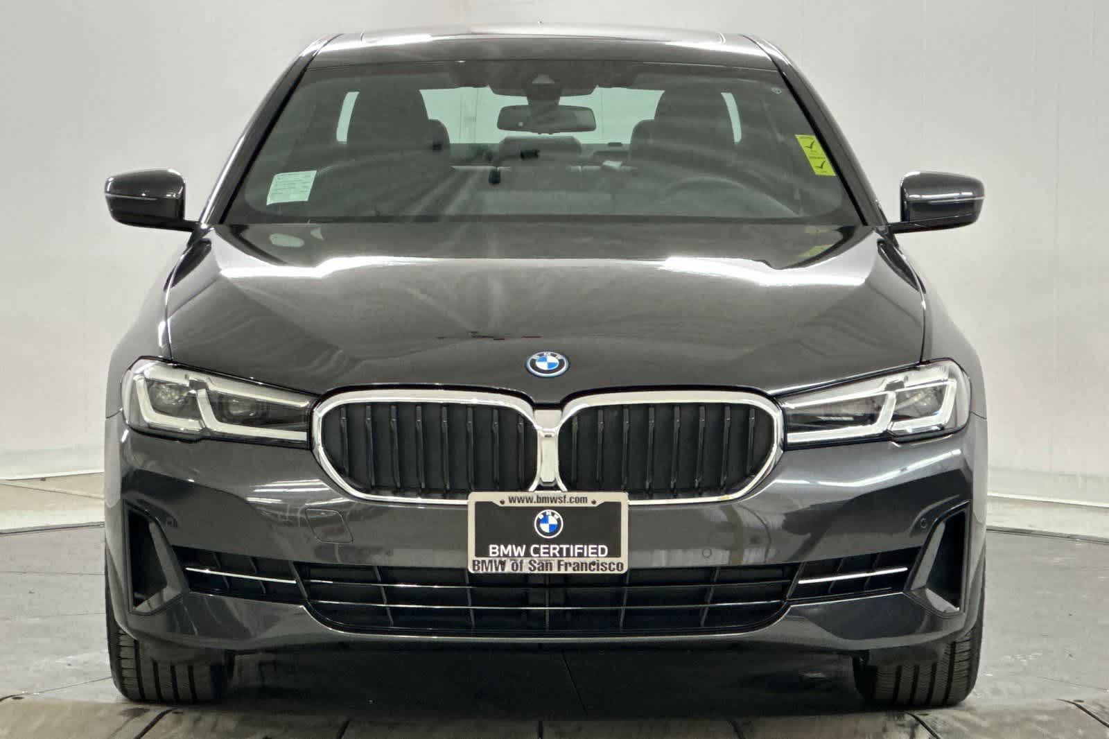 2022 BMW 5 Series 530e 10