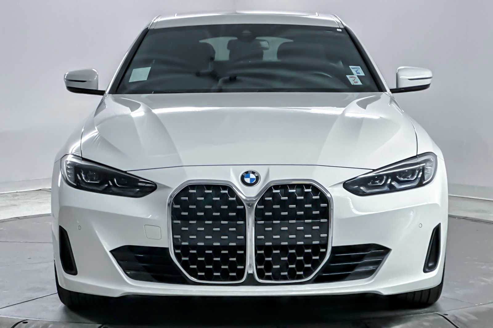 Thumbnail: 2023 BMW 4 Series - 10