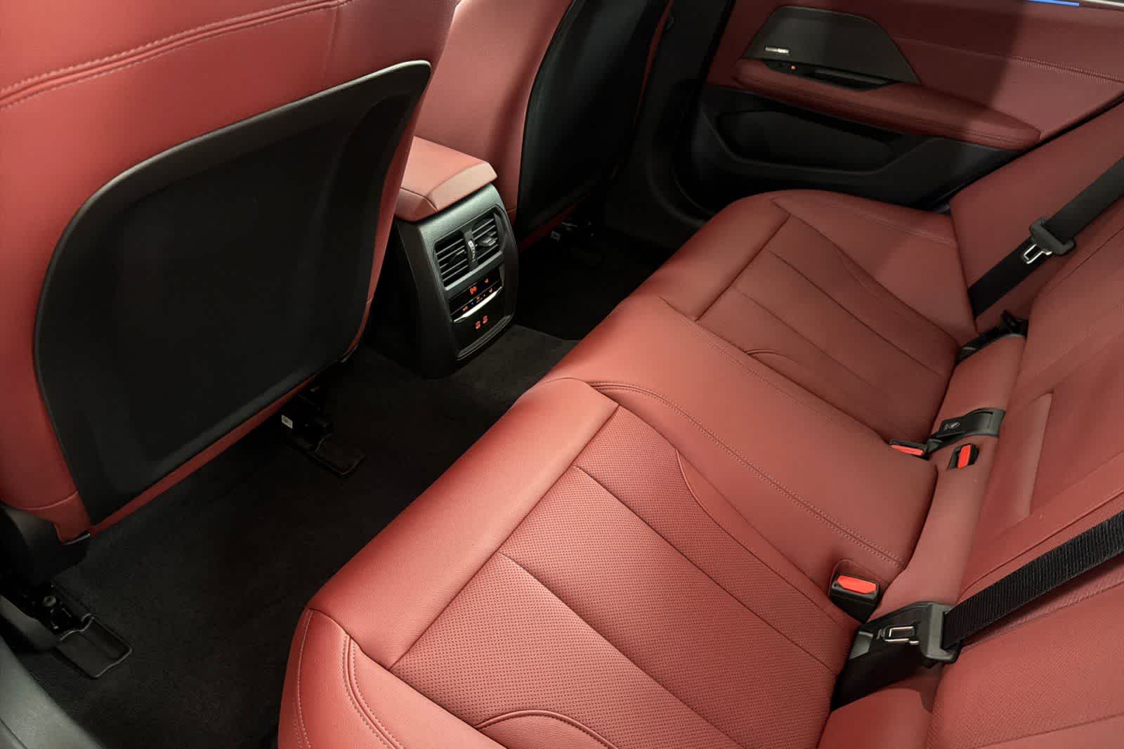 Thumbnail: 2026 BMW i4 - 4