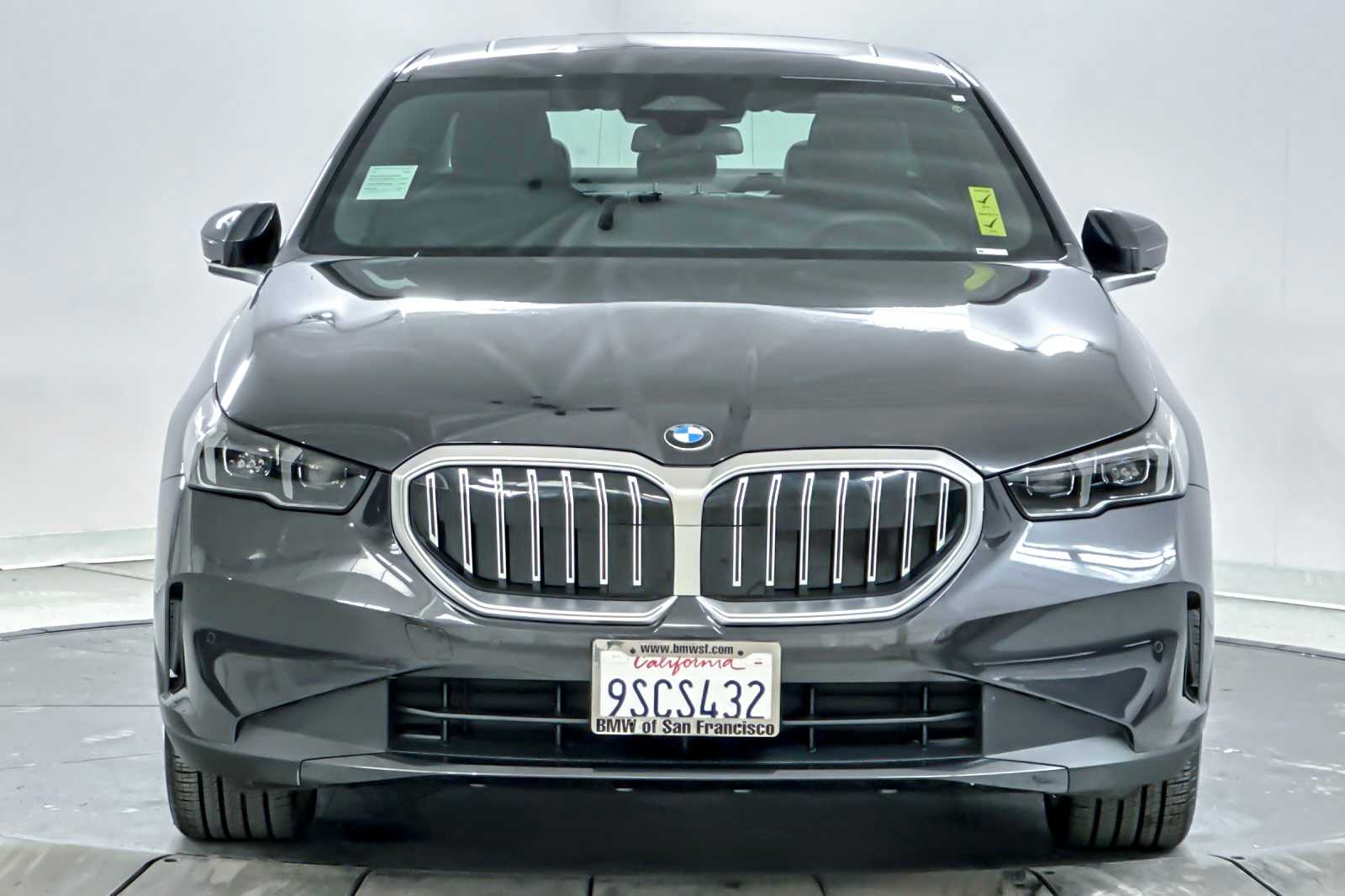 Thumbnail: 2025 BMW 5 Series - 10
