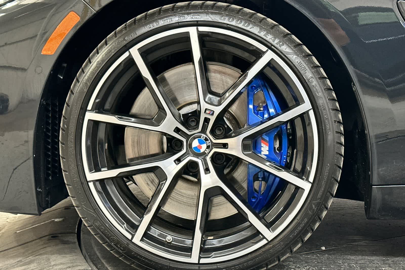 Thumbnail: 2022 BMW 8 Series - 26