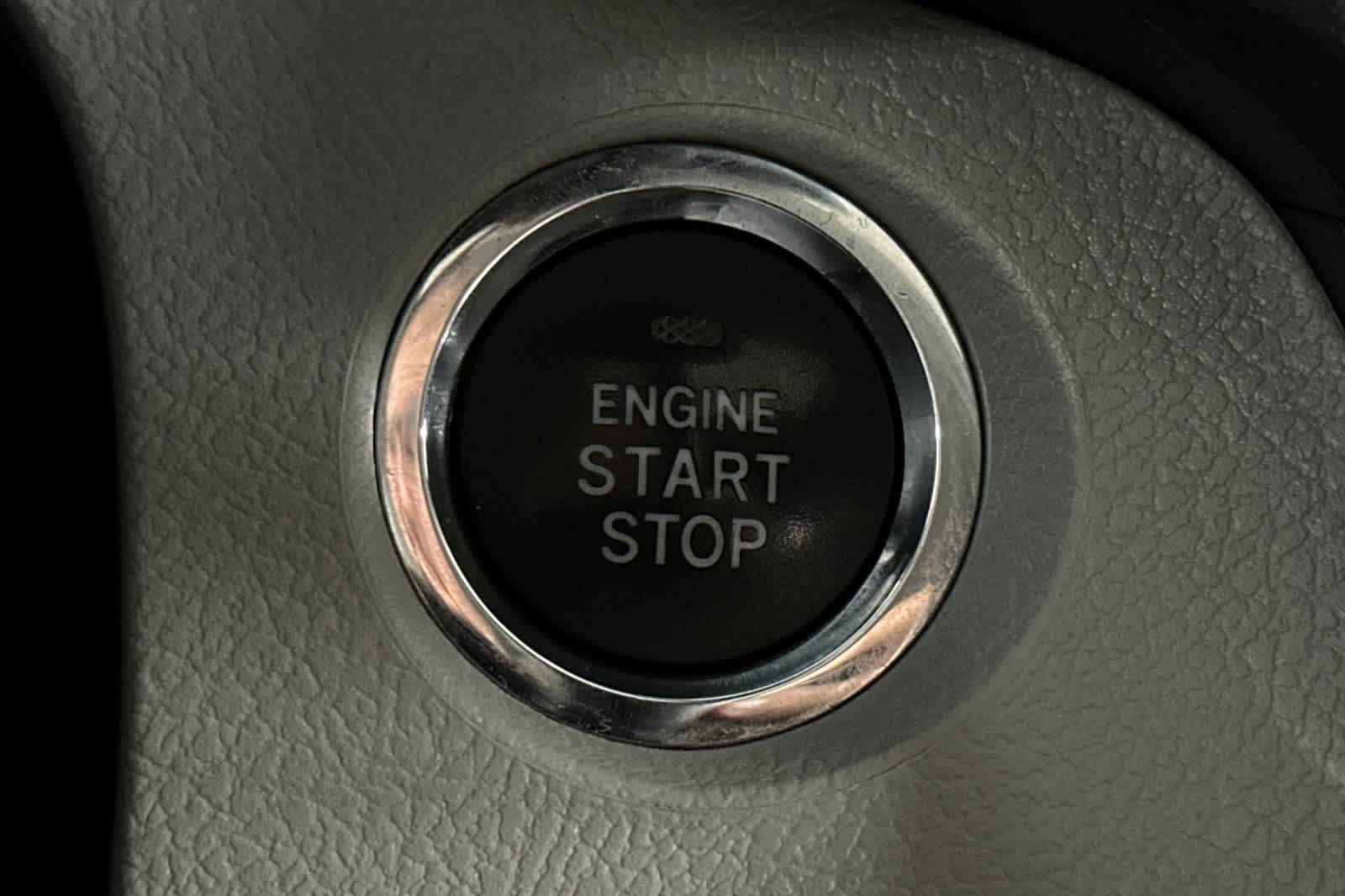 Thumbnail: 2017 Toyota Sienna - 23