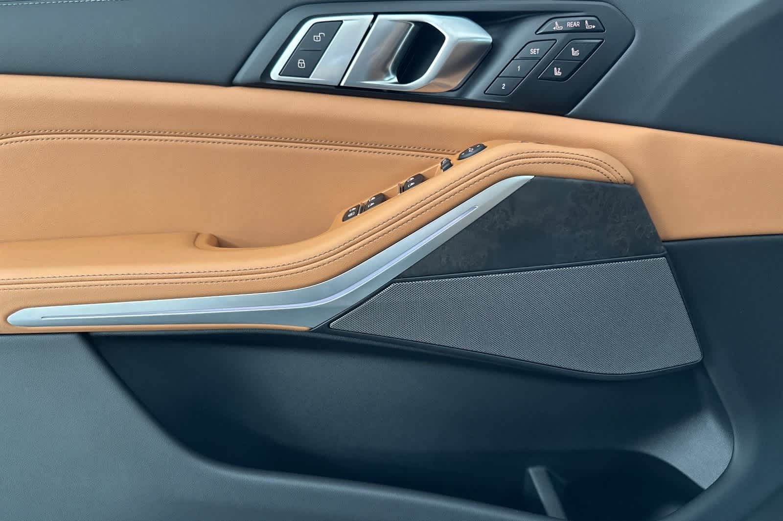 2026 BMW X7 xDrive40i 12