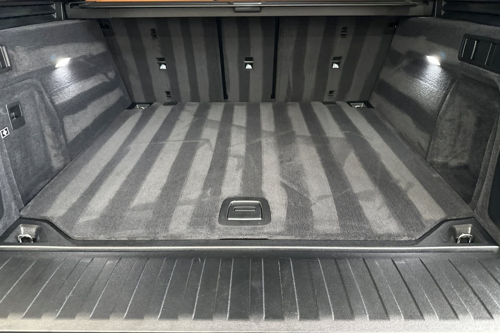 Thumbnail: 2024 BMW X5 - 15