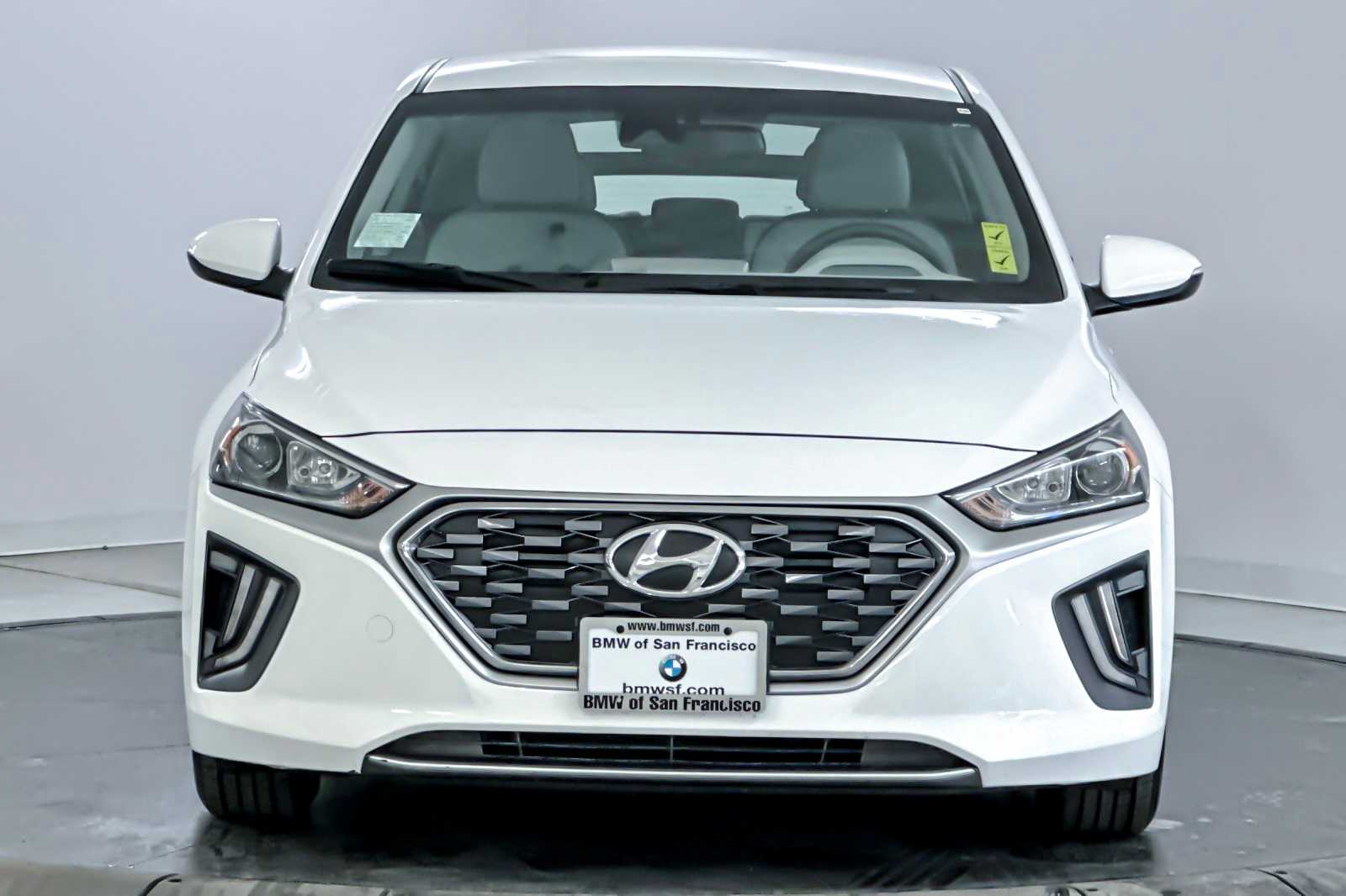 Thumbnail: 2020 Hyundai Ioniq - 10