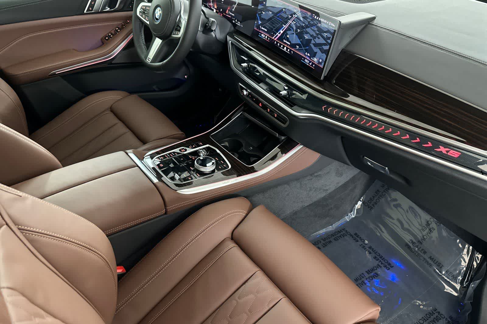 Thumbnail: 2026 BMW X5 - 16
