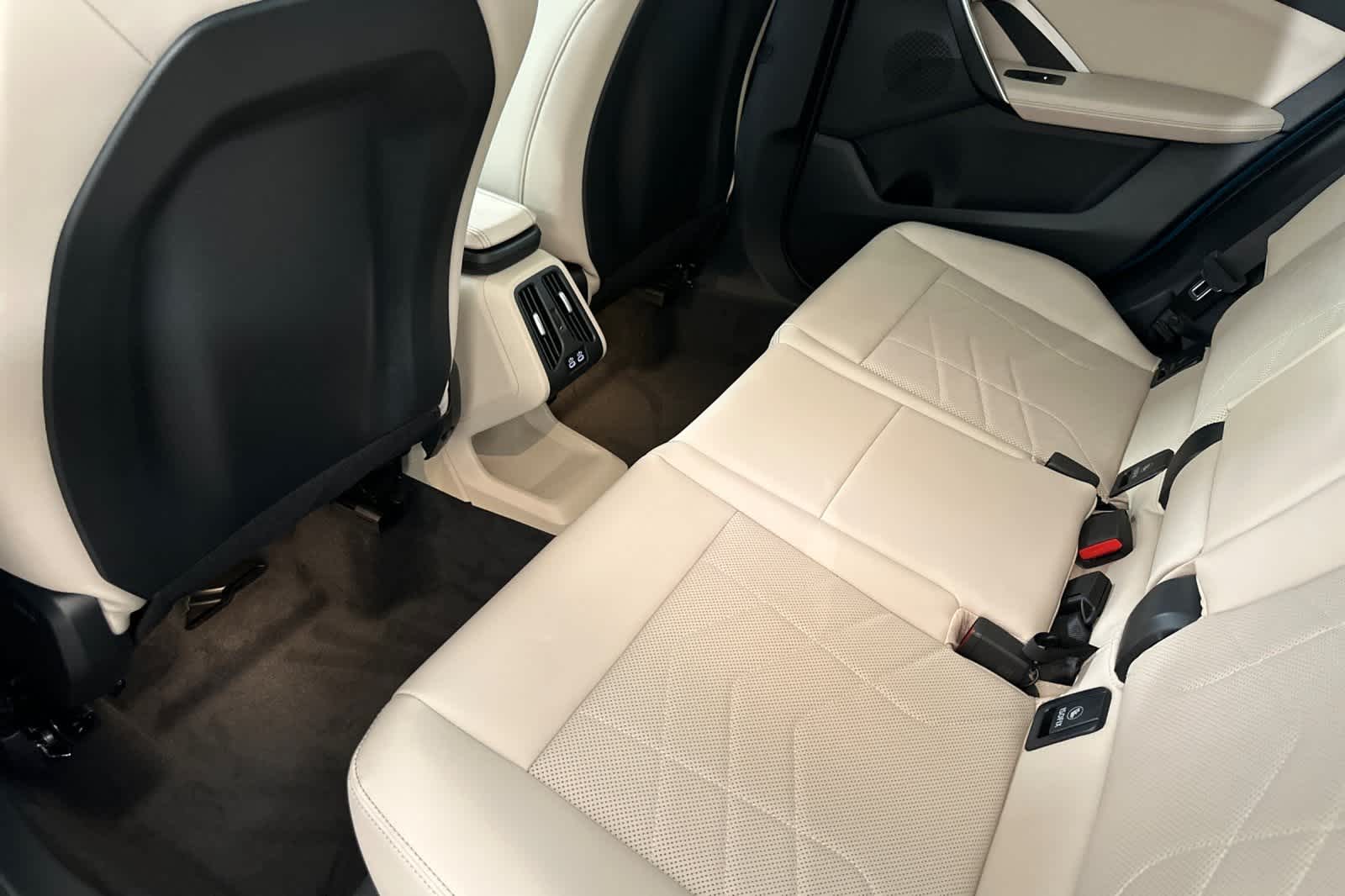 Thumbnail: 2025 BMW X1 - 4