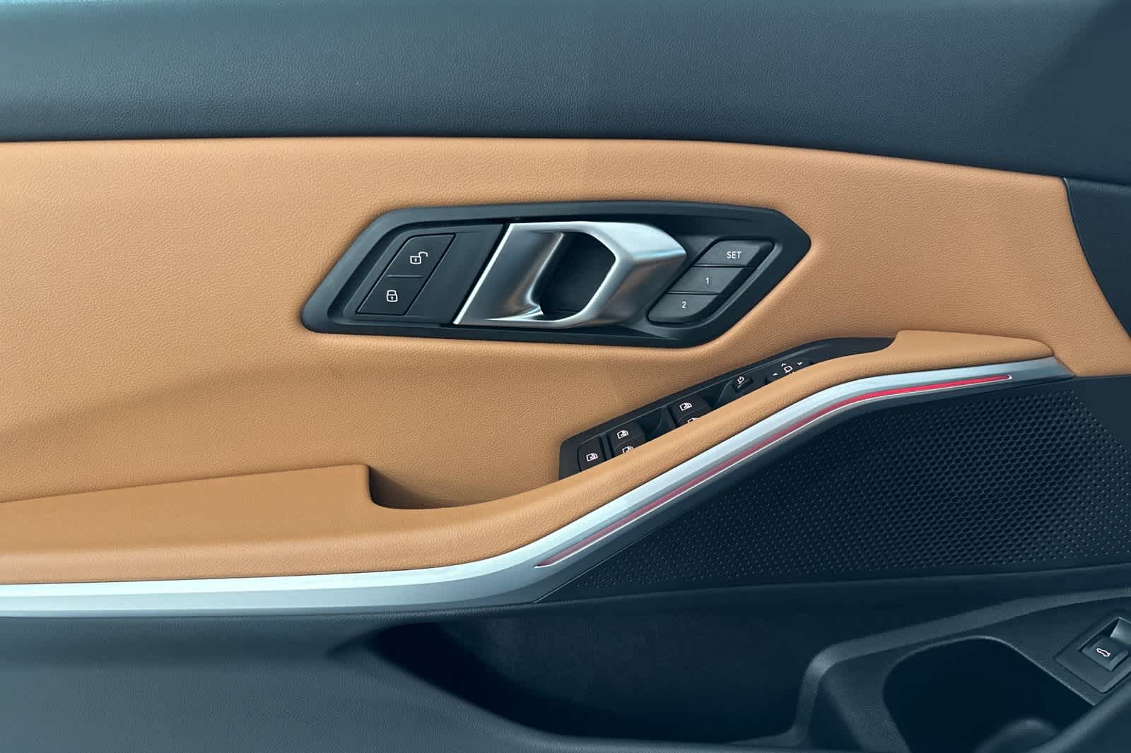 Thumbnail: 2025 BMW 3 Series - 12
