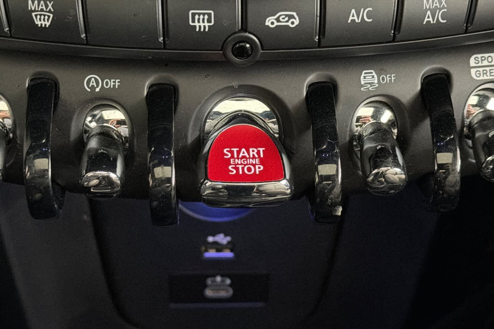 Thumbnail: 2023 MINI Cooper Hardtop - 23