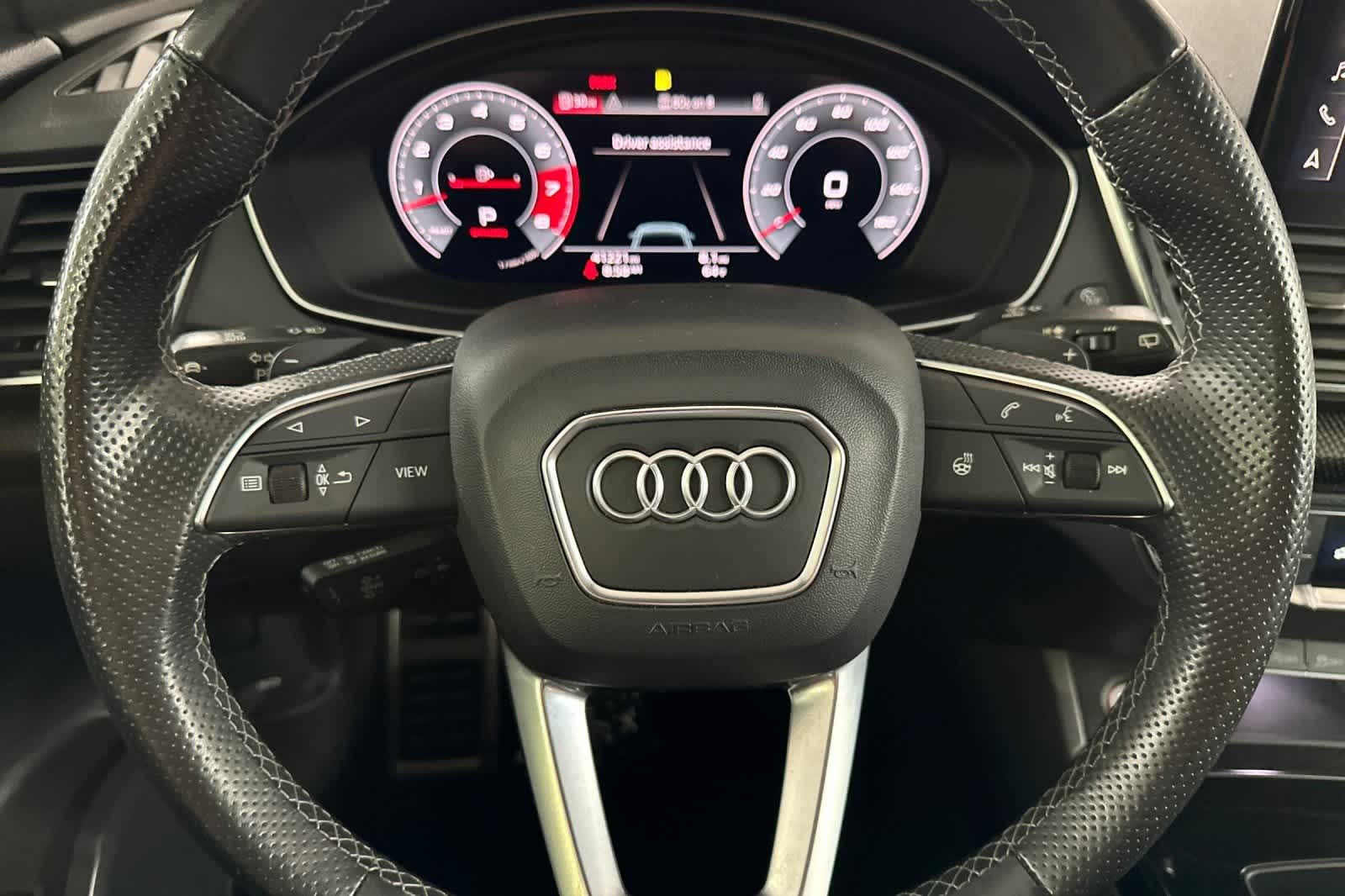Thumbnail: 2022 Audi SQ5 - 23