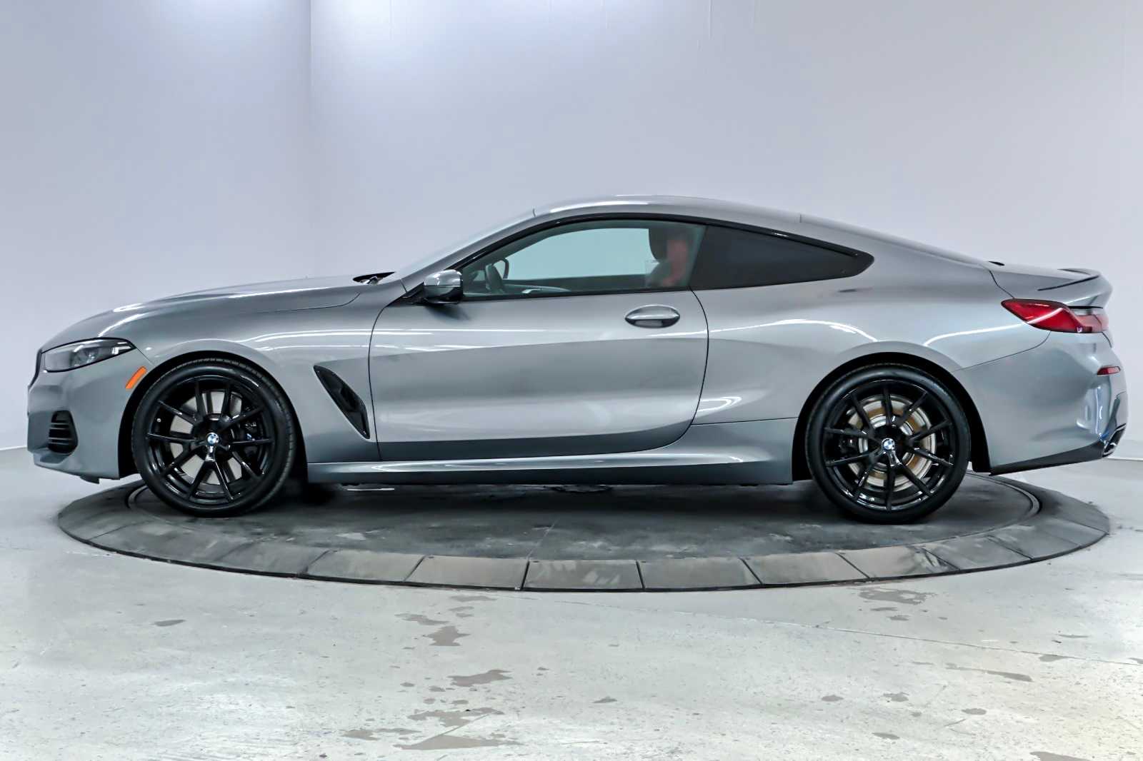 Thumbnail: 2023 BMW 8 Series - 5