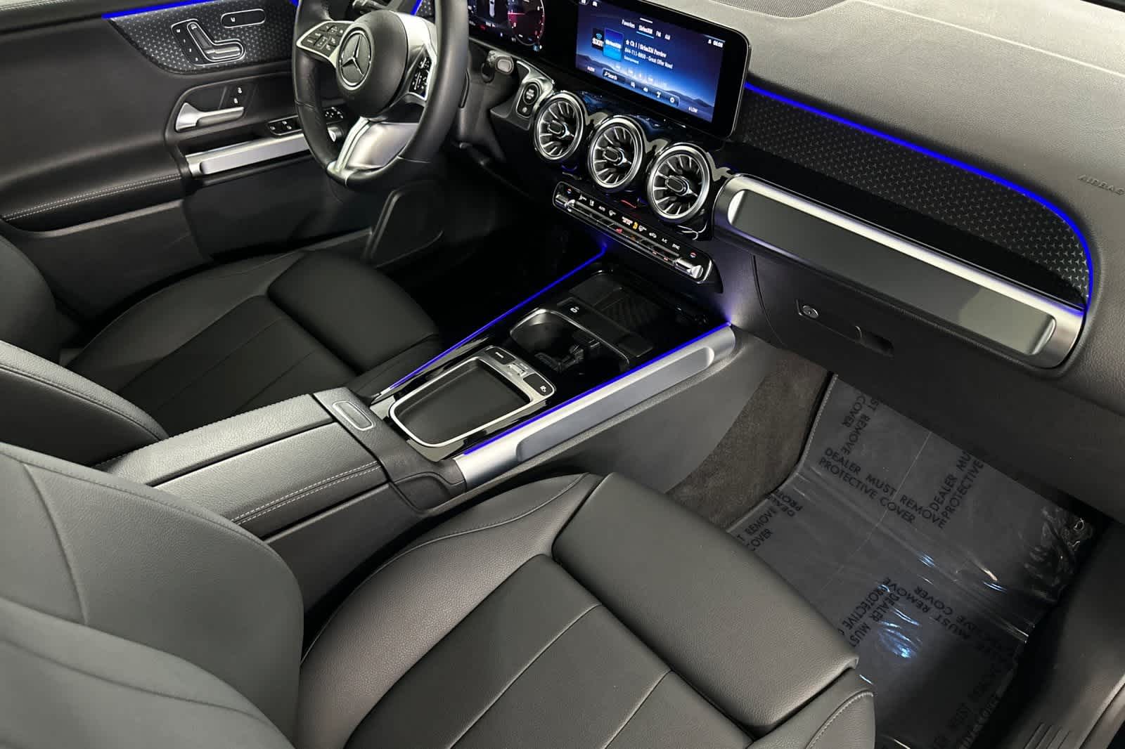 Thumbnail: 2024 Mercedes-Benz GLB - 16