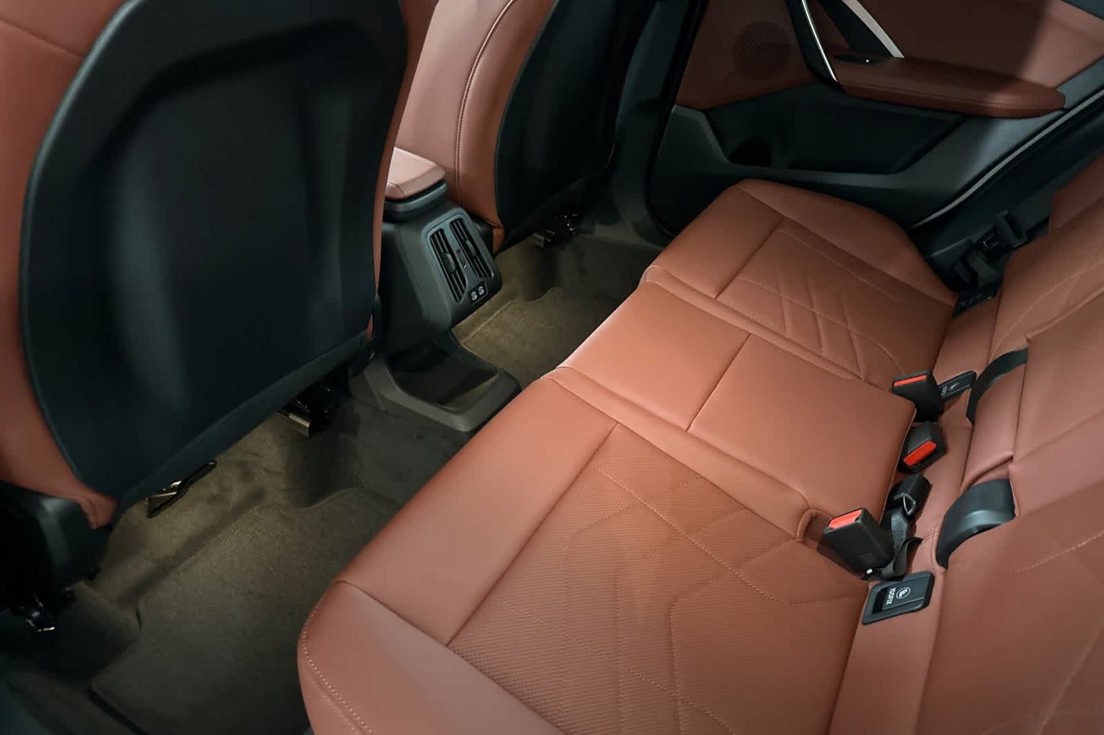 Thumbnail: 2026 BMW X1 - 4