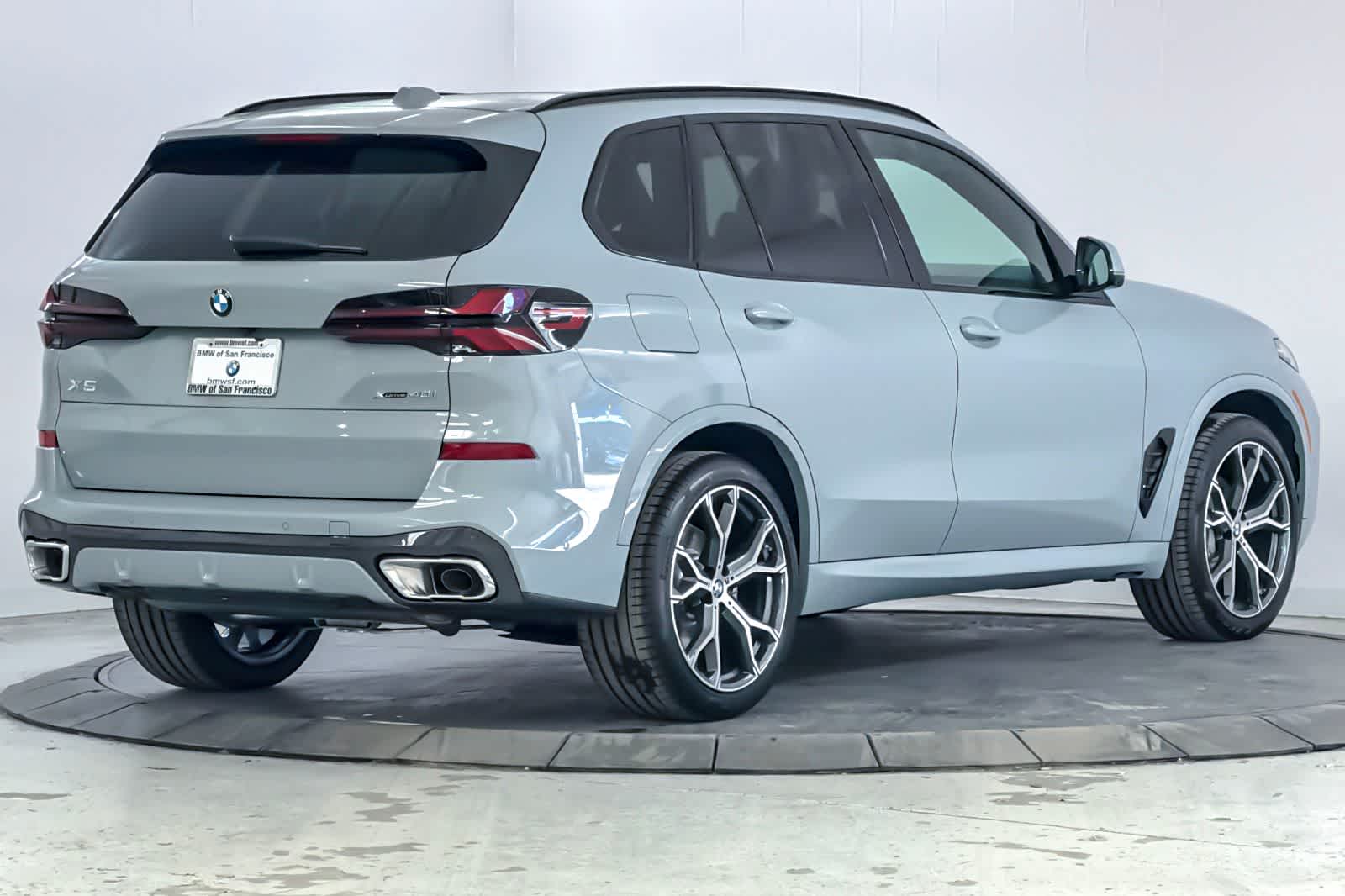 Thumbnail: 2026 BMW X5 - 2