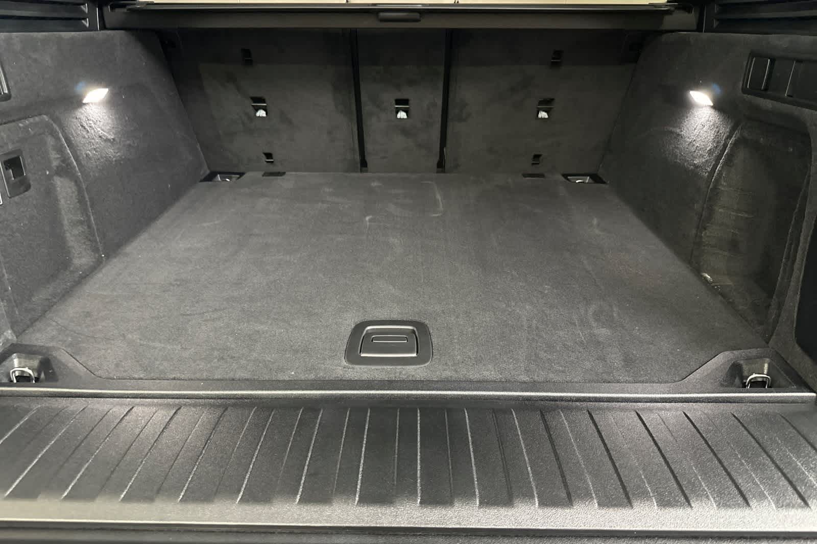 Thumbnail: 2026 BMW X5 - 15