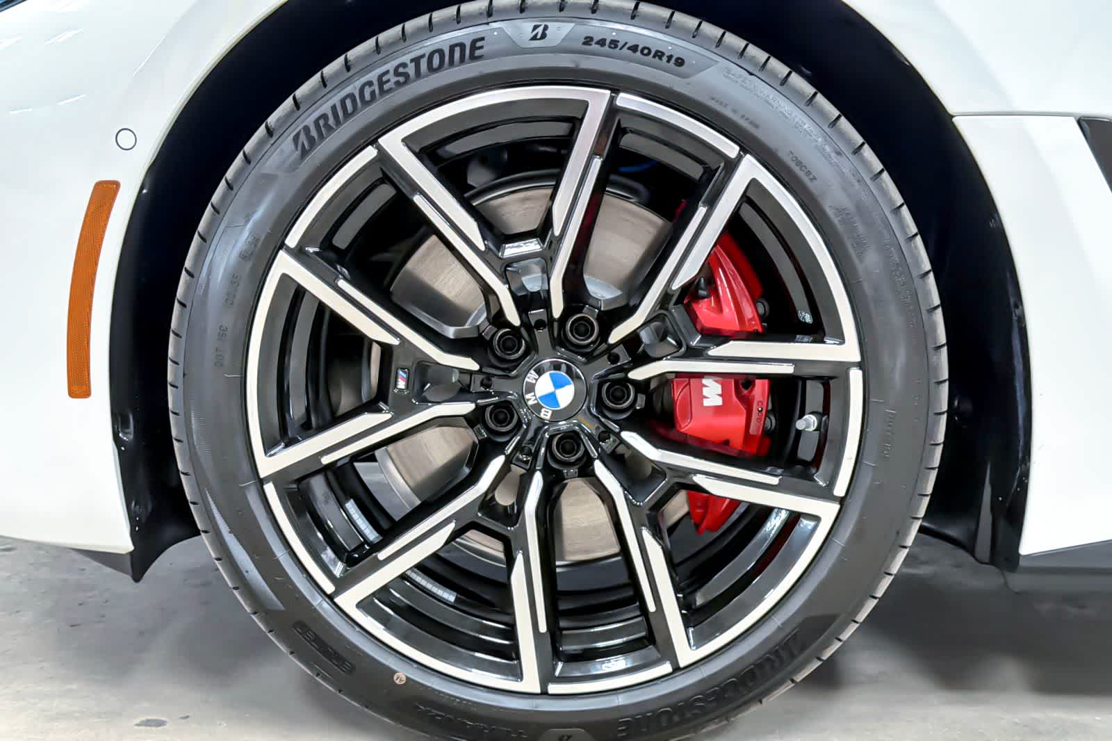 Thumbnail: 2026 BMW i4 - 24