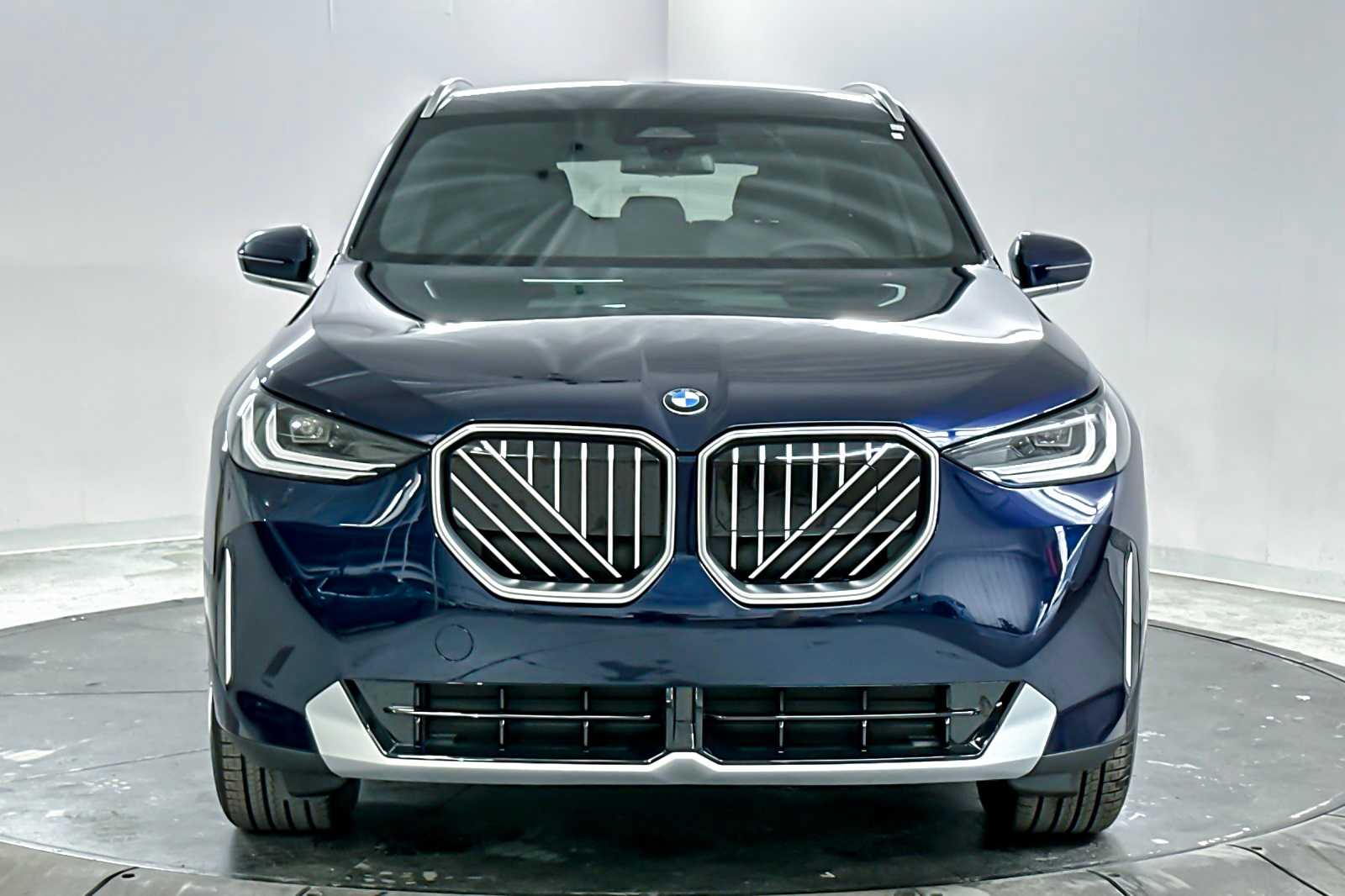Thumbnail: 2026 BMW X3 - 10