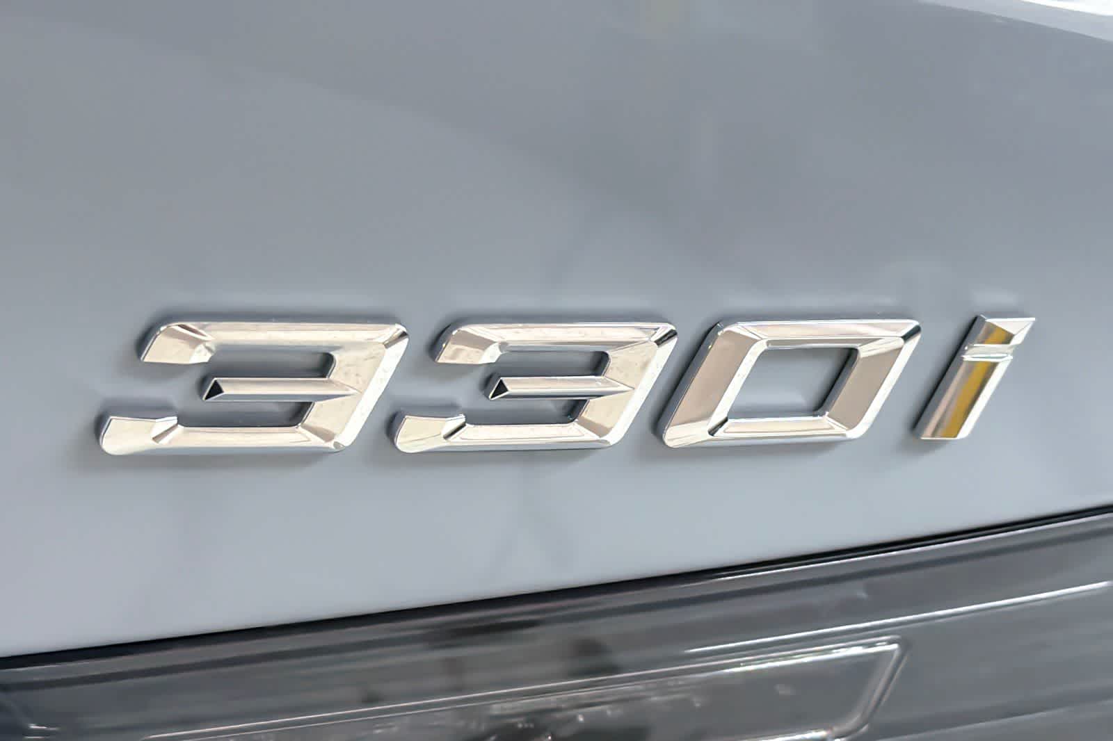 Thumbnail: 2026 BMW 3 Series - 25