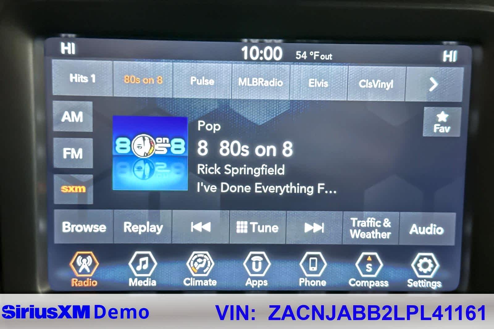 Thumbnail: 2020 Jeep Renegade - 28