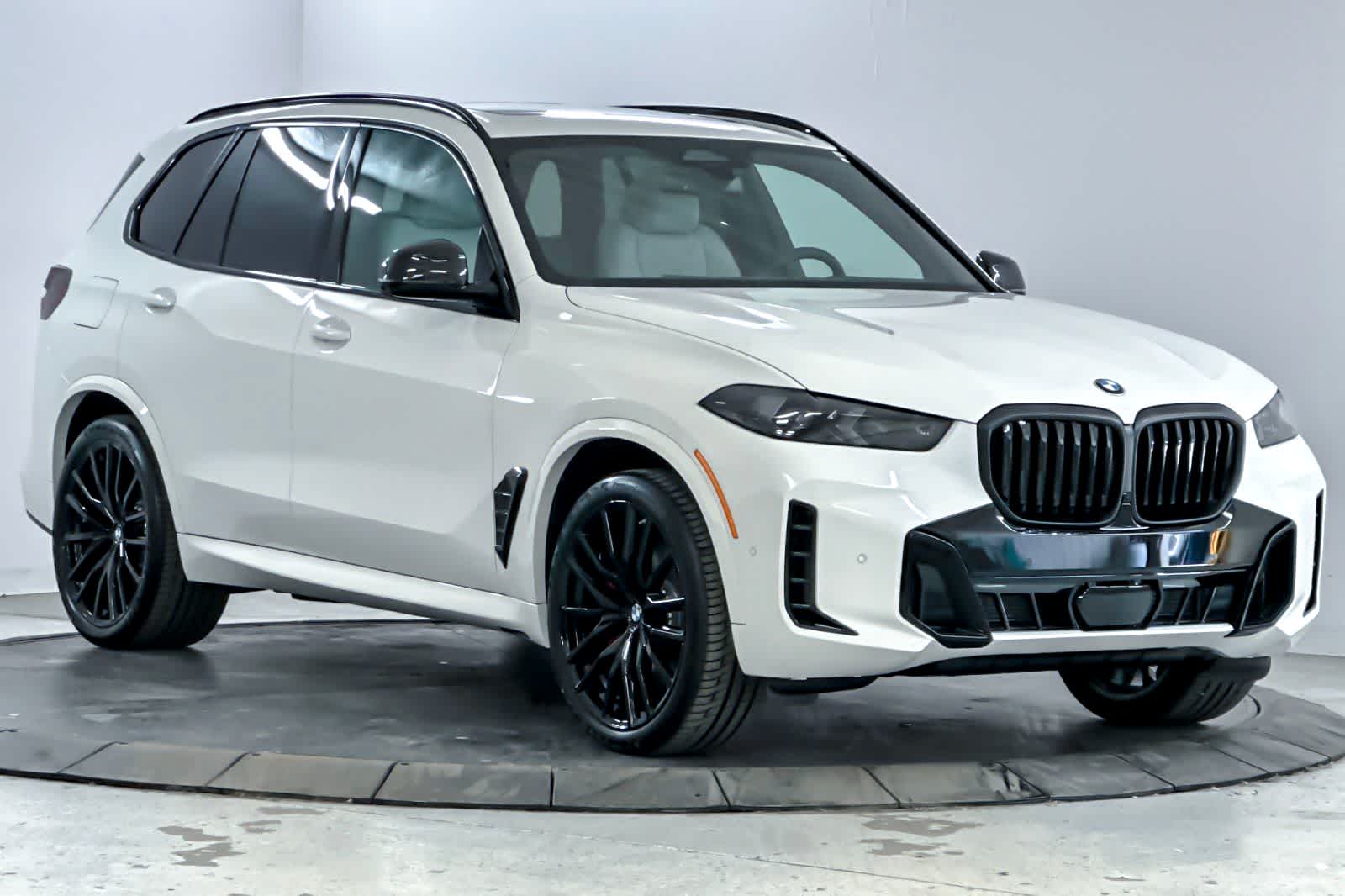 Thumbnail: 2026 BMW X5 - 9