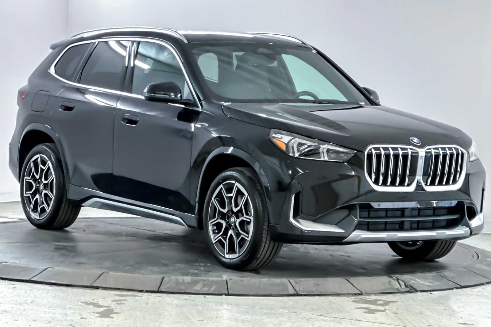 Thumbnail: 2026 BMW X1 - 9