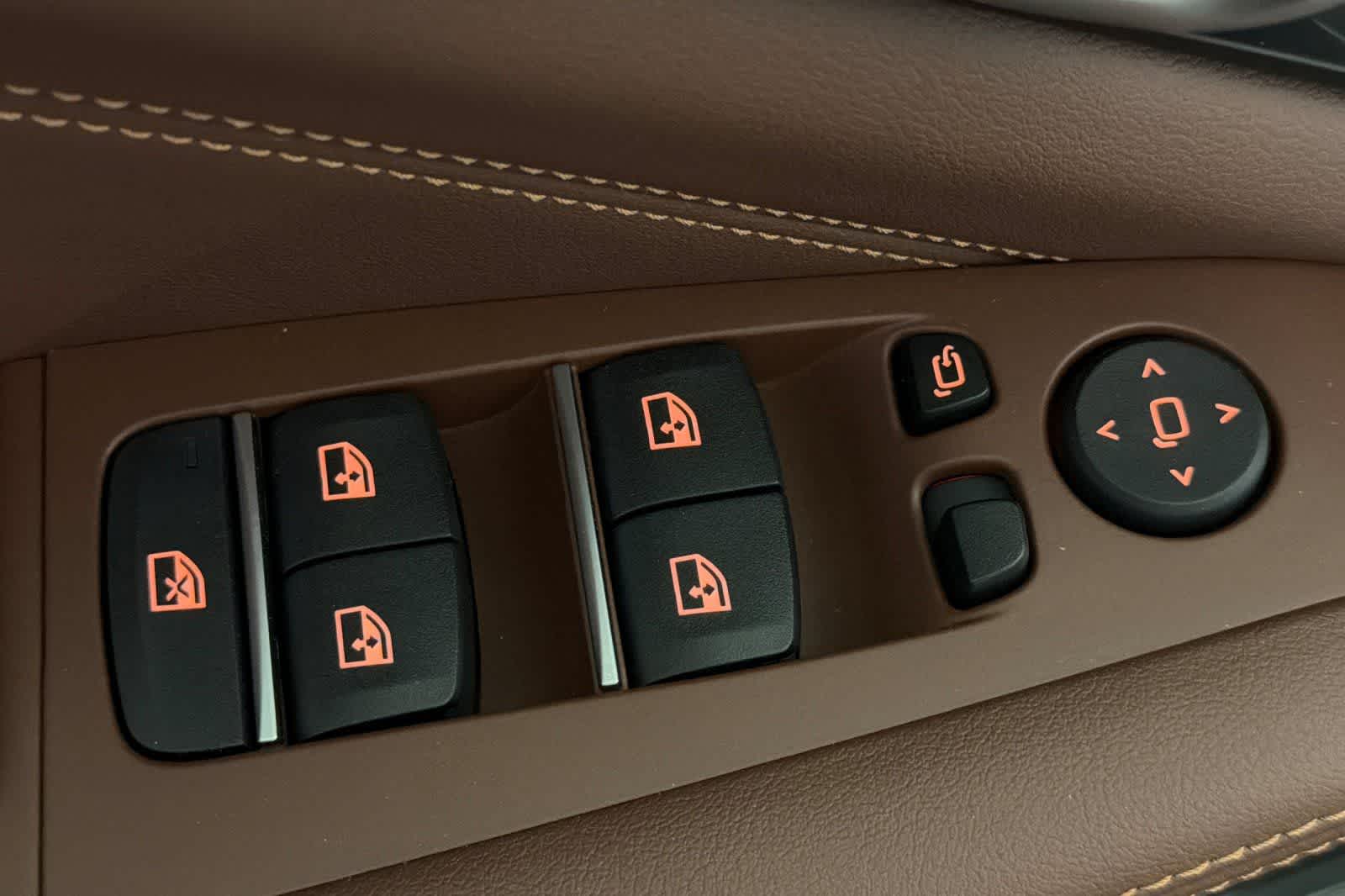 Thumbnail: 2026 BMW X5 - 13