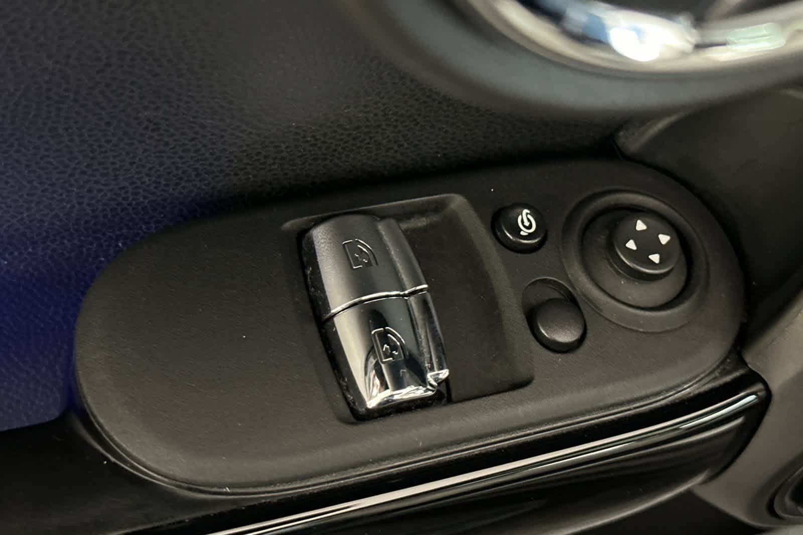 Thumbnail: 2021 MINI Cooper Hardtop - 13