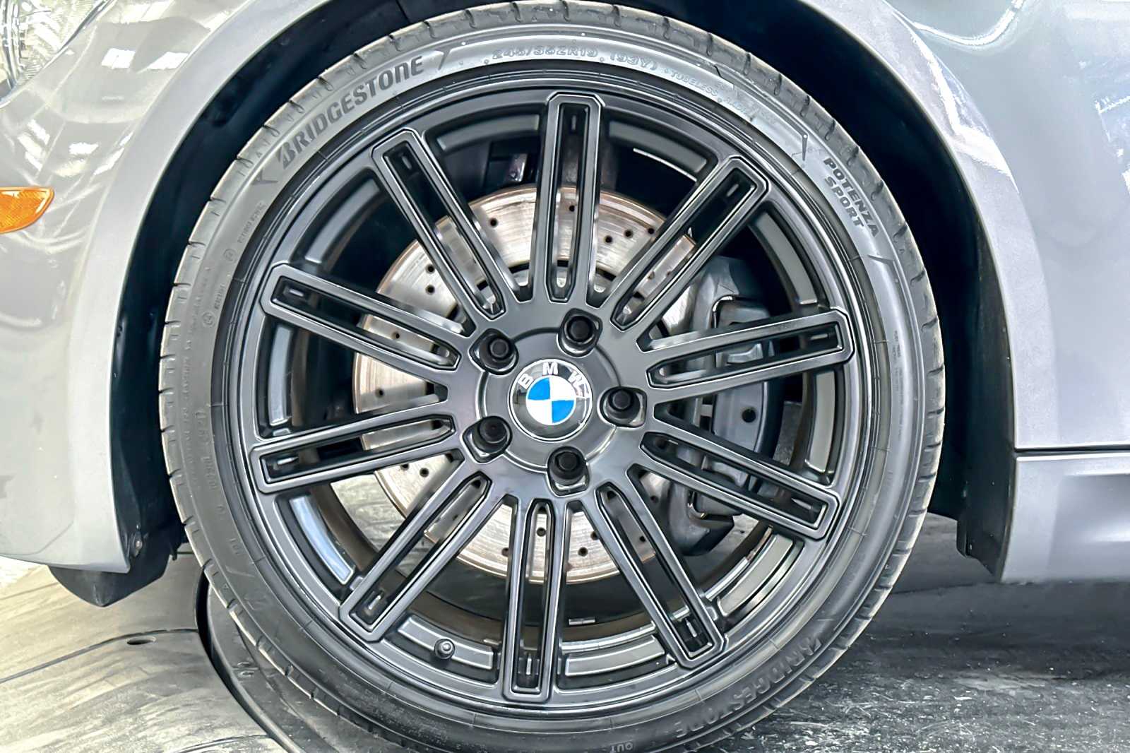 Thumbnail: 2013 BMW M3 - 12
