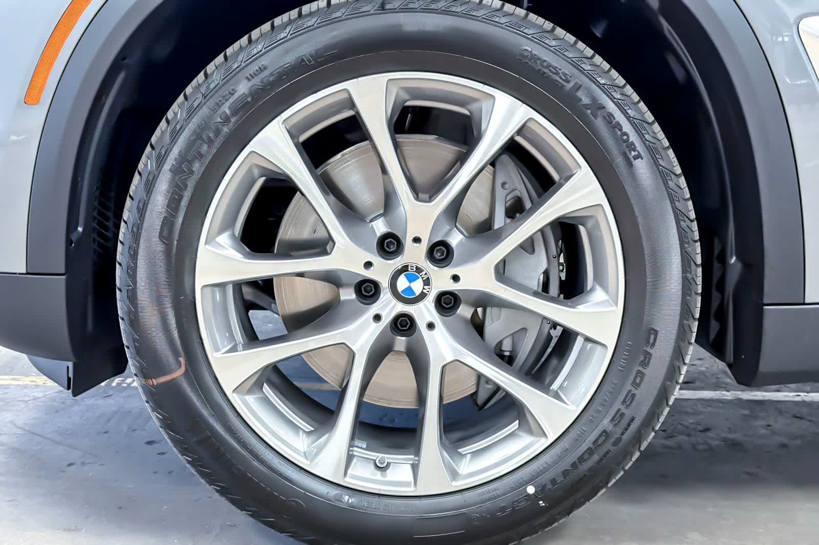 Thumbnail: 2026 BMW X5 - 25