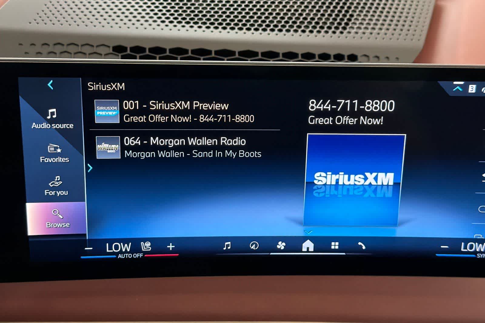 Thumbnail: 2024 BMW iX - 18