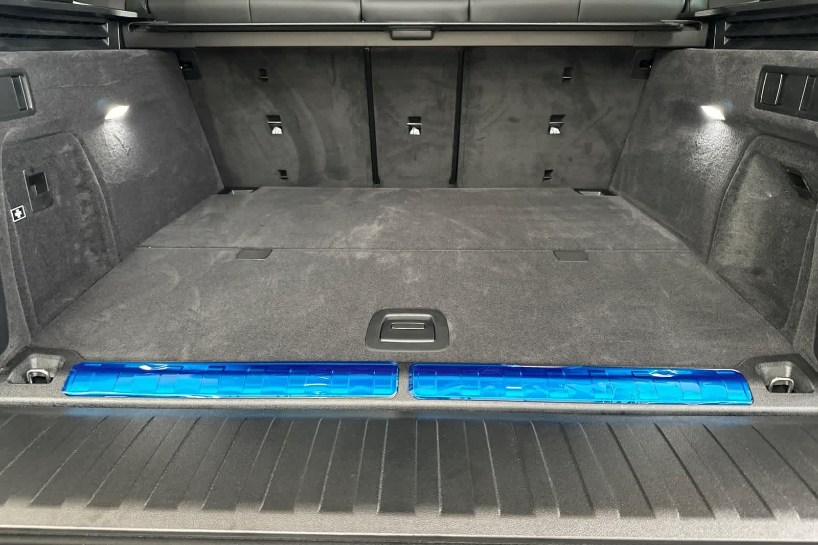 2026 BMW X5 xDrive50e 15
